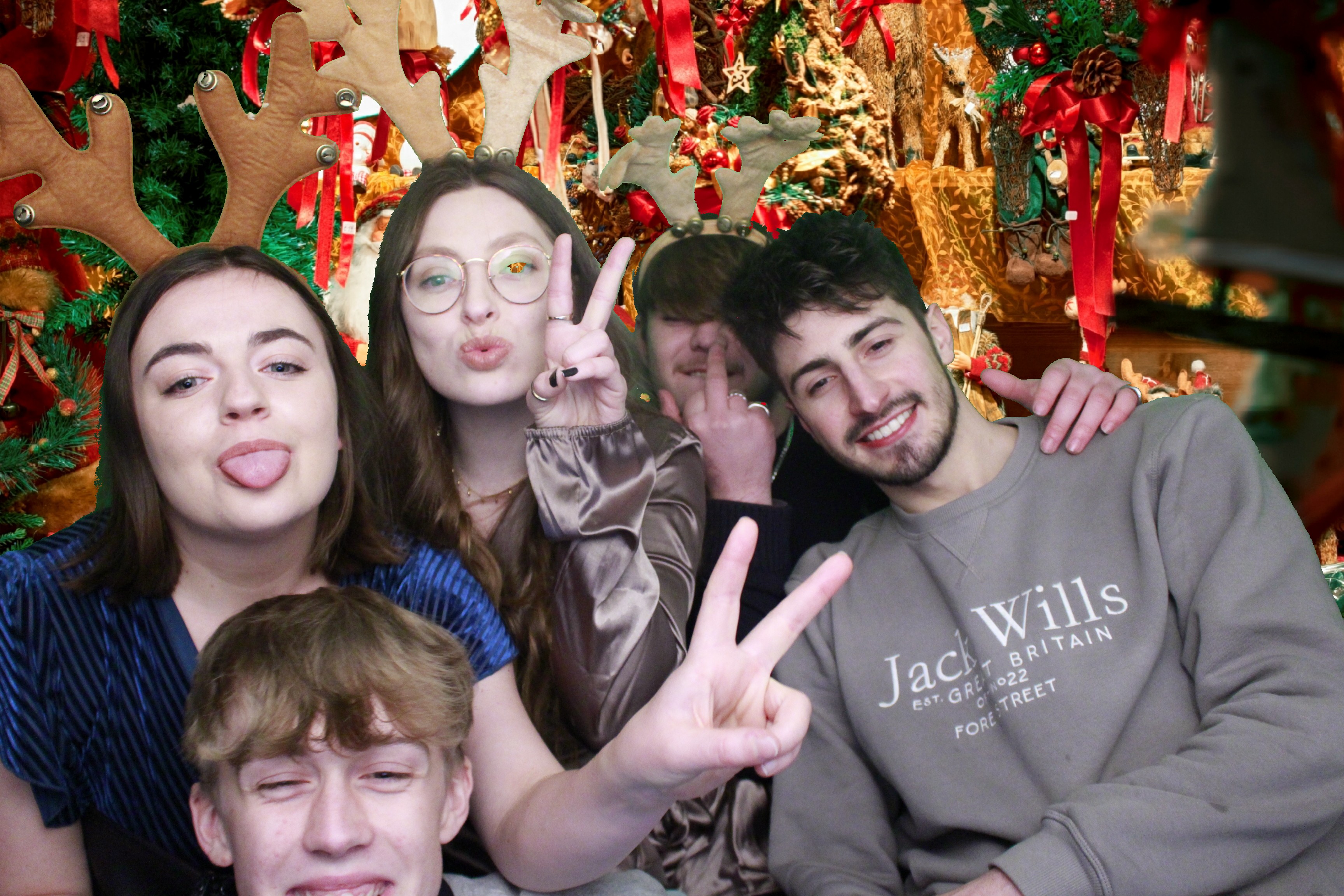 Waitrose Christams Party 2021 | View more photos from the event at gallery.myphotoboothexperience.co.uk/u/MyPhotoBoothExperienceLtd/Waitrose-Christams-Party-2021