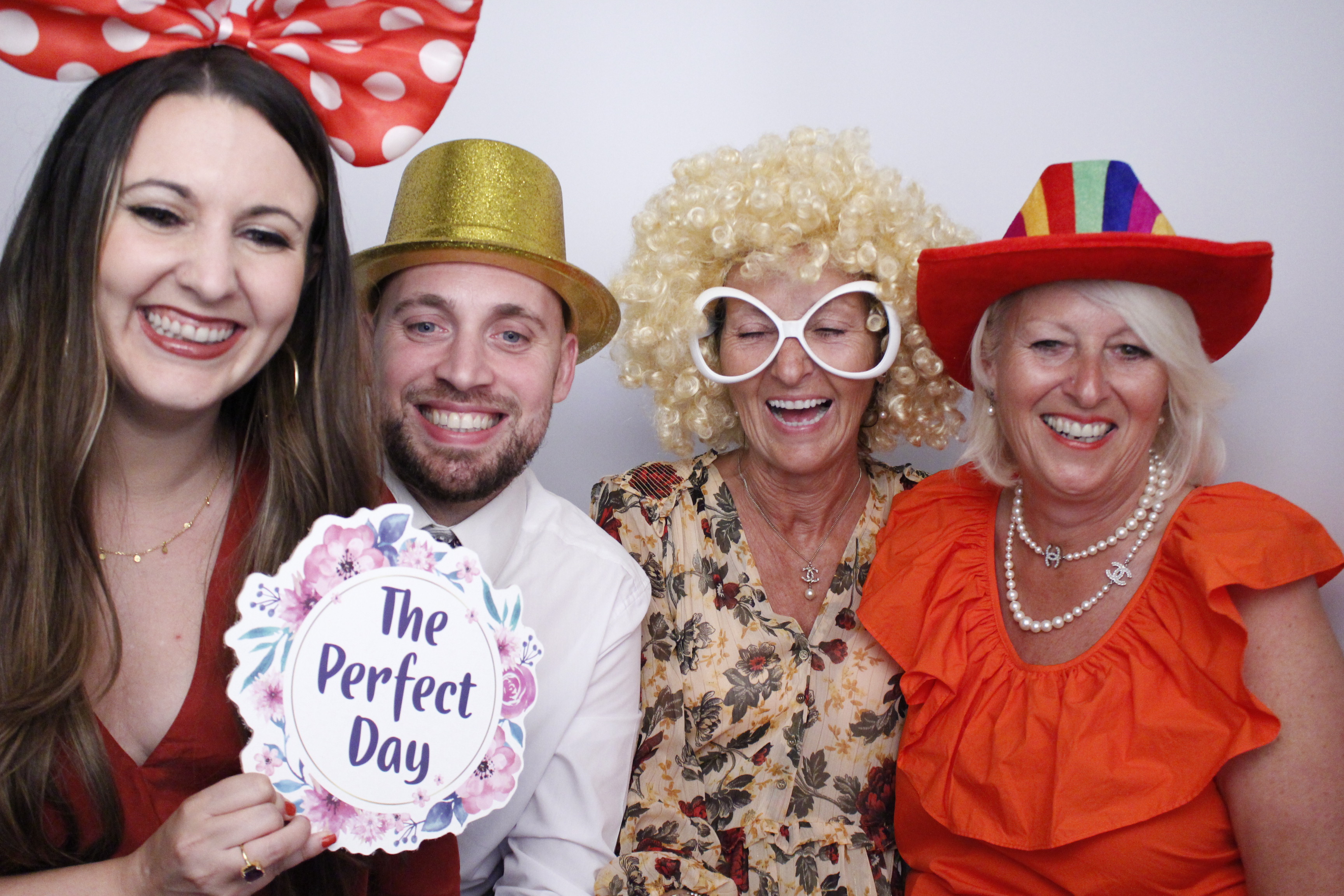 Wedding of Rebecca and Thomas  | View more photos from the event at gallery.myphotoboothexperience.co.uk/u/MyPhotoBoothExperienceLtd/Wedding-of-Rebecca-and-Thomas