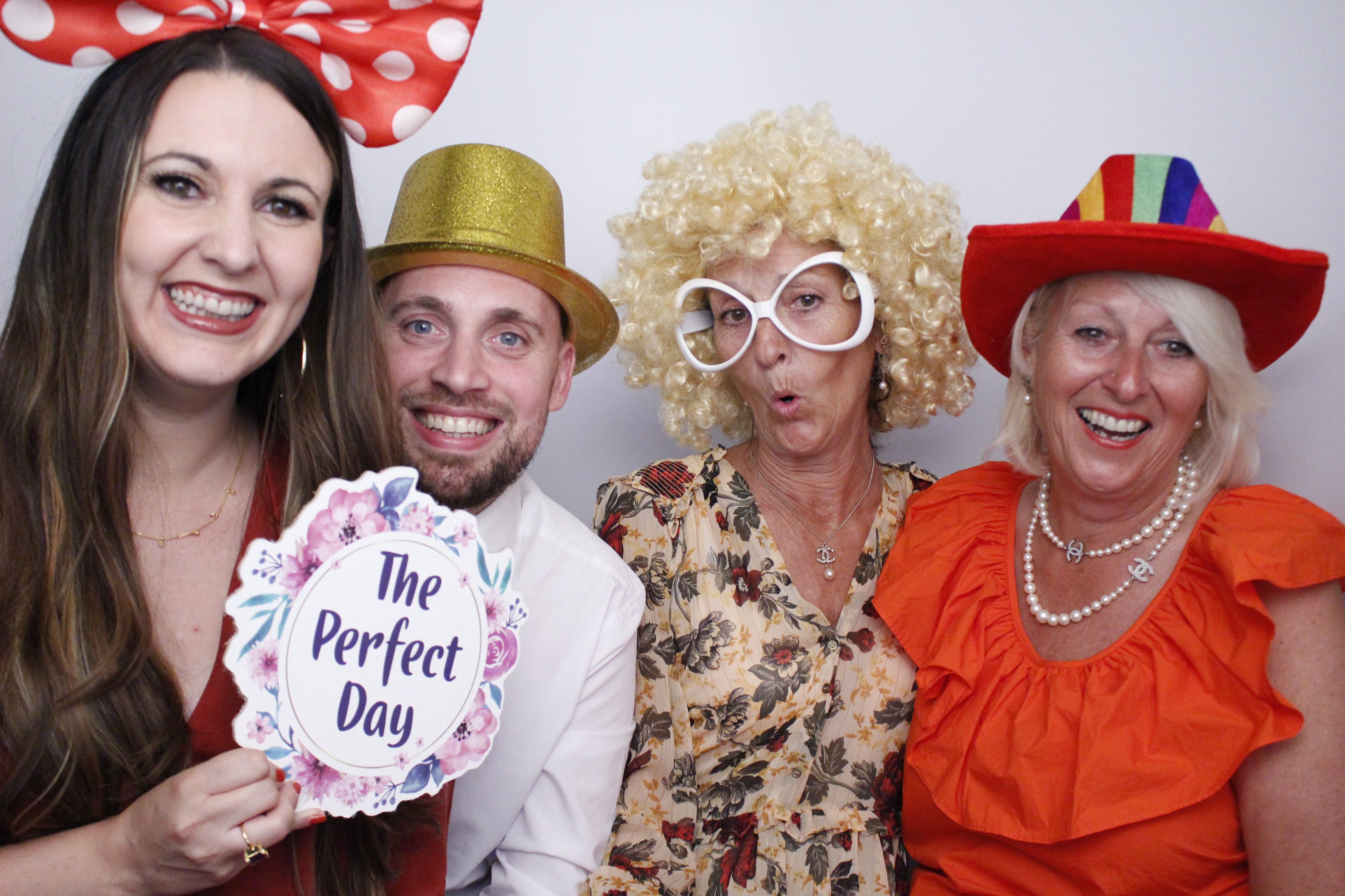 Wedding of Rebecca and Thomas  | View more photos from the event at gallery.myphotoboothexperience.co.uk/u/MyPhotoBoothExperienceLtd/Wedding-of-Rebecca-and-Thomas