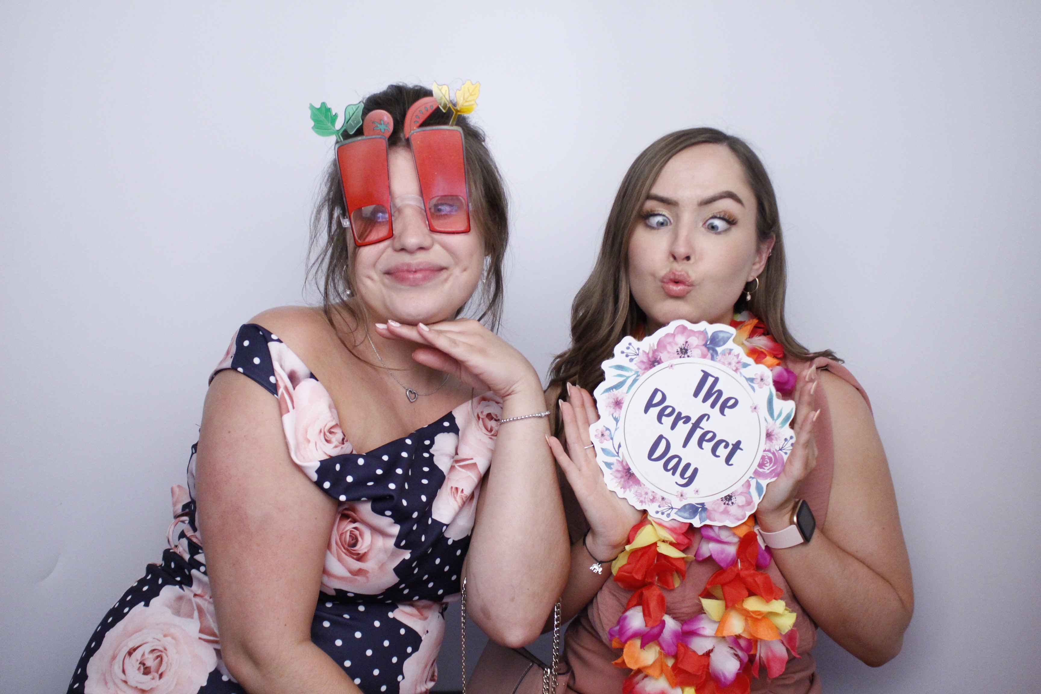 Wedding of Rebecca and Thomas  | View more photos from the event at gallery.myphotoboothexperience.co.uk/u/MyPhotoBoothExperienceLtd/Wedding-of-Rebecca-and-Thomas