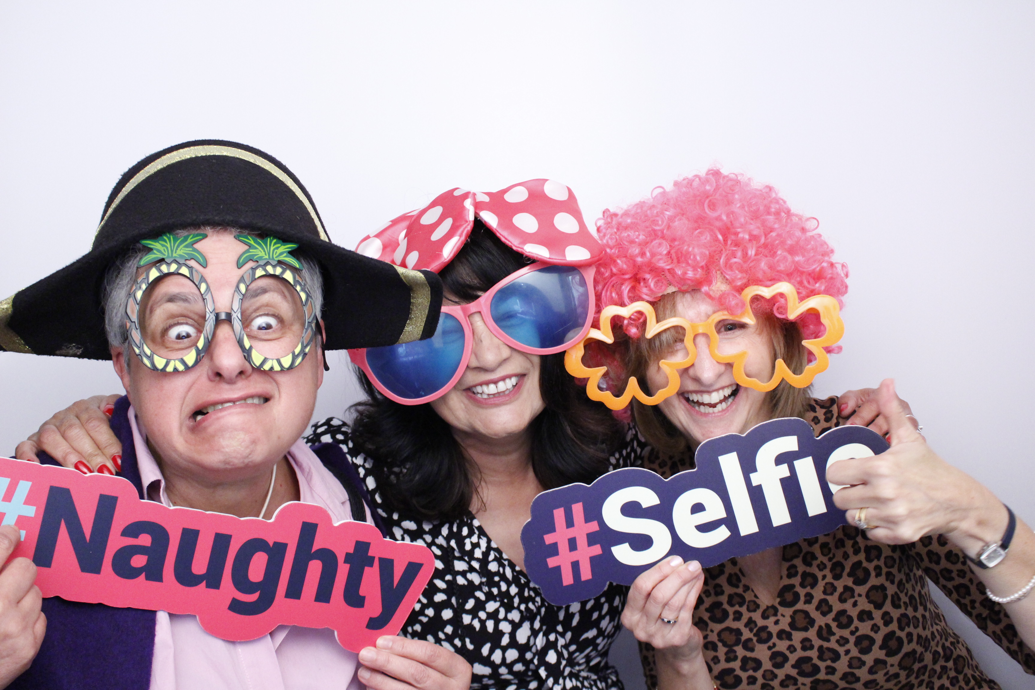 Wendy's 60th Birthday | View more photos from the event at gallery.myphotoboothexperience.co.uk/u/MyPhotoBoothExperienceLtd/Wendys-60th-Birthday