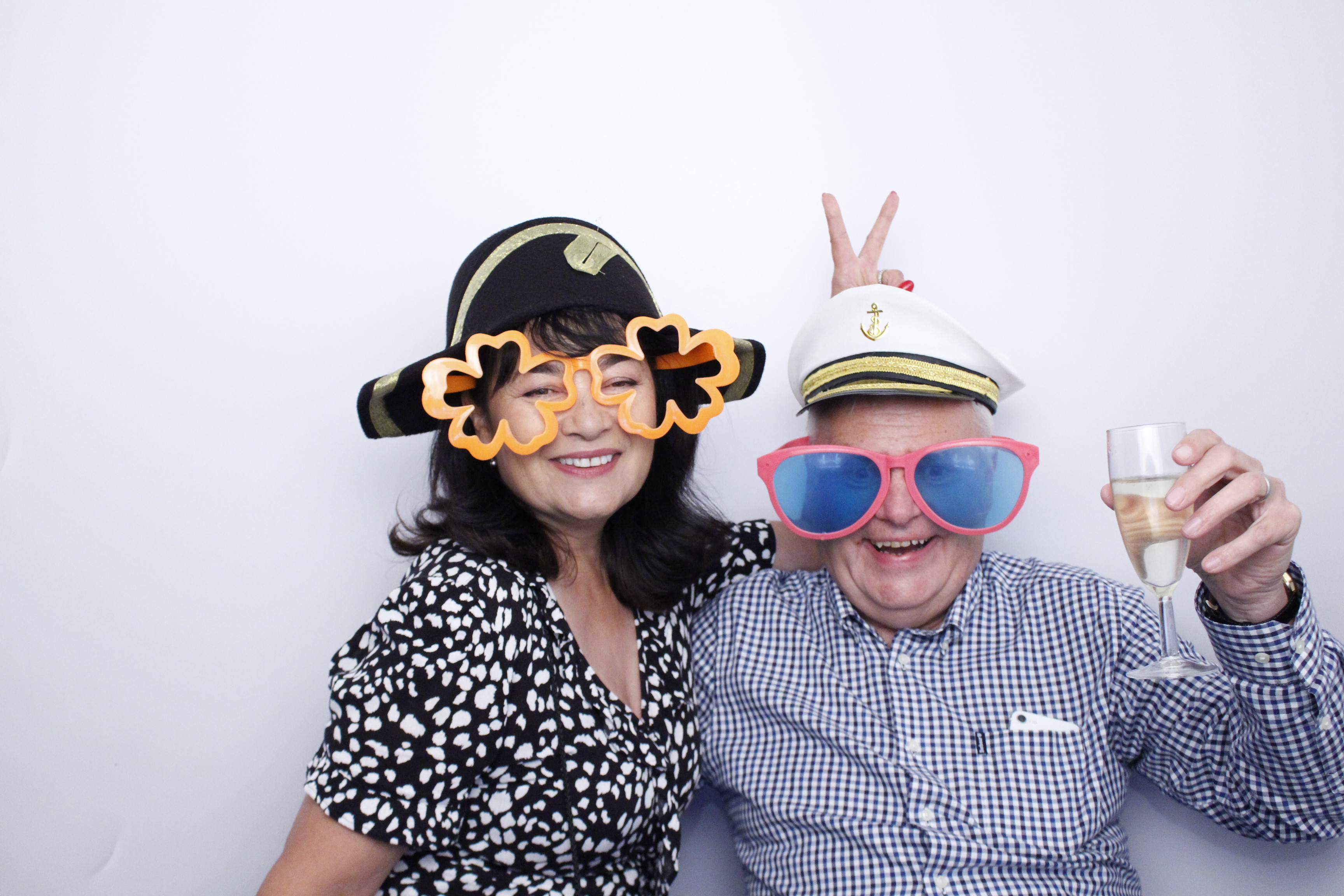 Wendy's 60th Birthday | View more photos from the event at gallery.myphotoboothexperience.co.uk/u/MyPhotoBoothExperienceLtd/Wendys-60th-Birthday