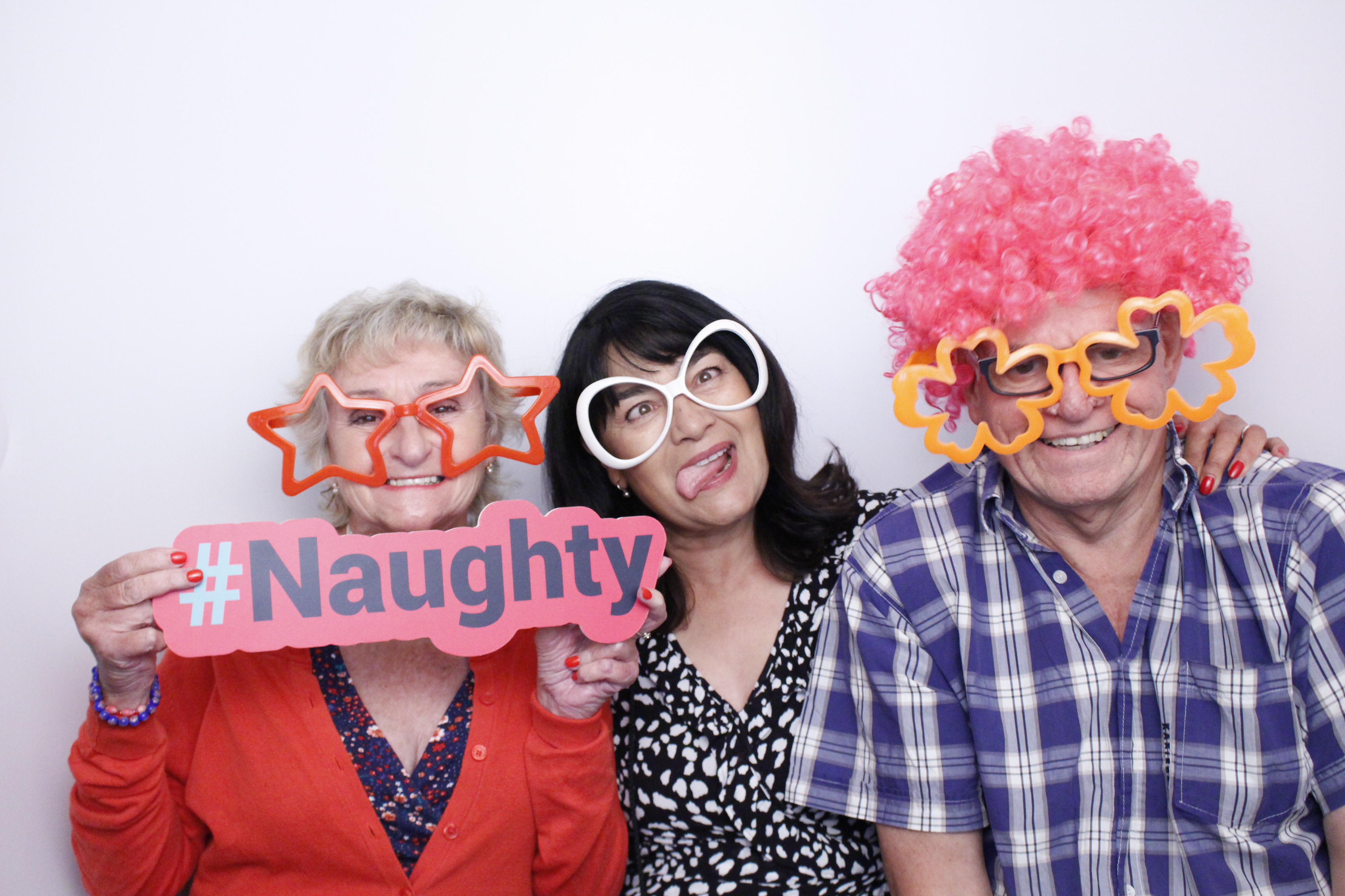 Wendy's 60th Birthday | View more photos from the event at gallery.myphotoboothexperience.co.uk/u/MyPhotoBoothExperienceLtd/Wendys-60th-Birthday