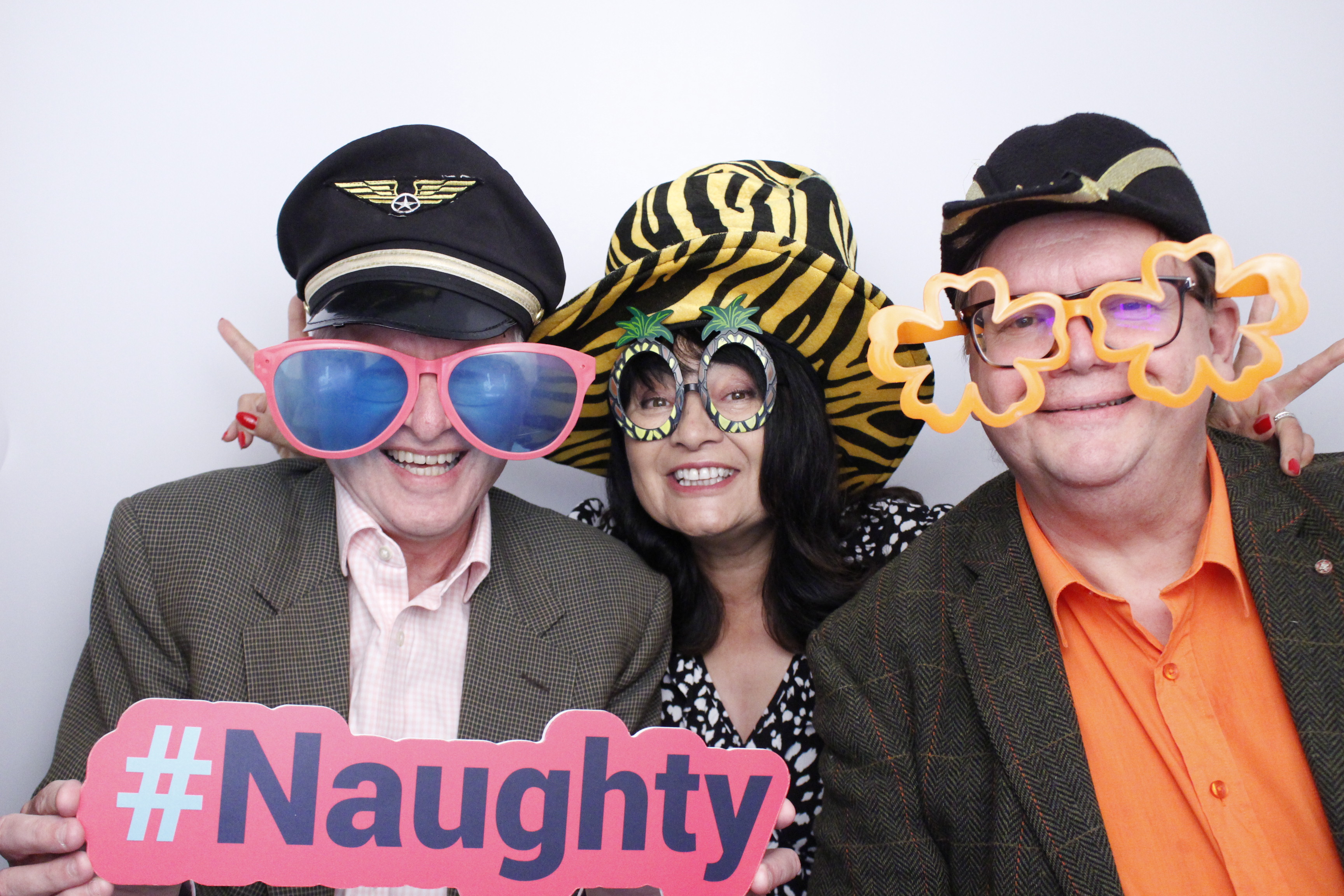 Wendy's 60th Birthday | View more photos from the event at gallery.myphotoboothexperience.co.uk/u/MyPhotoBoothExperienceLtd/Wendys-60th-Birthday