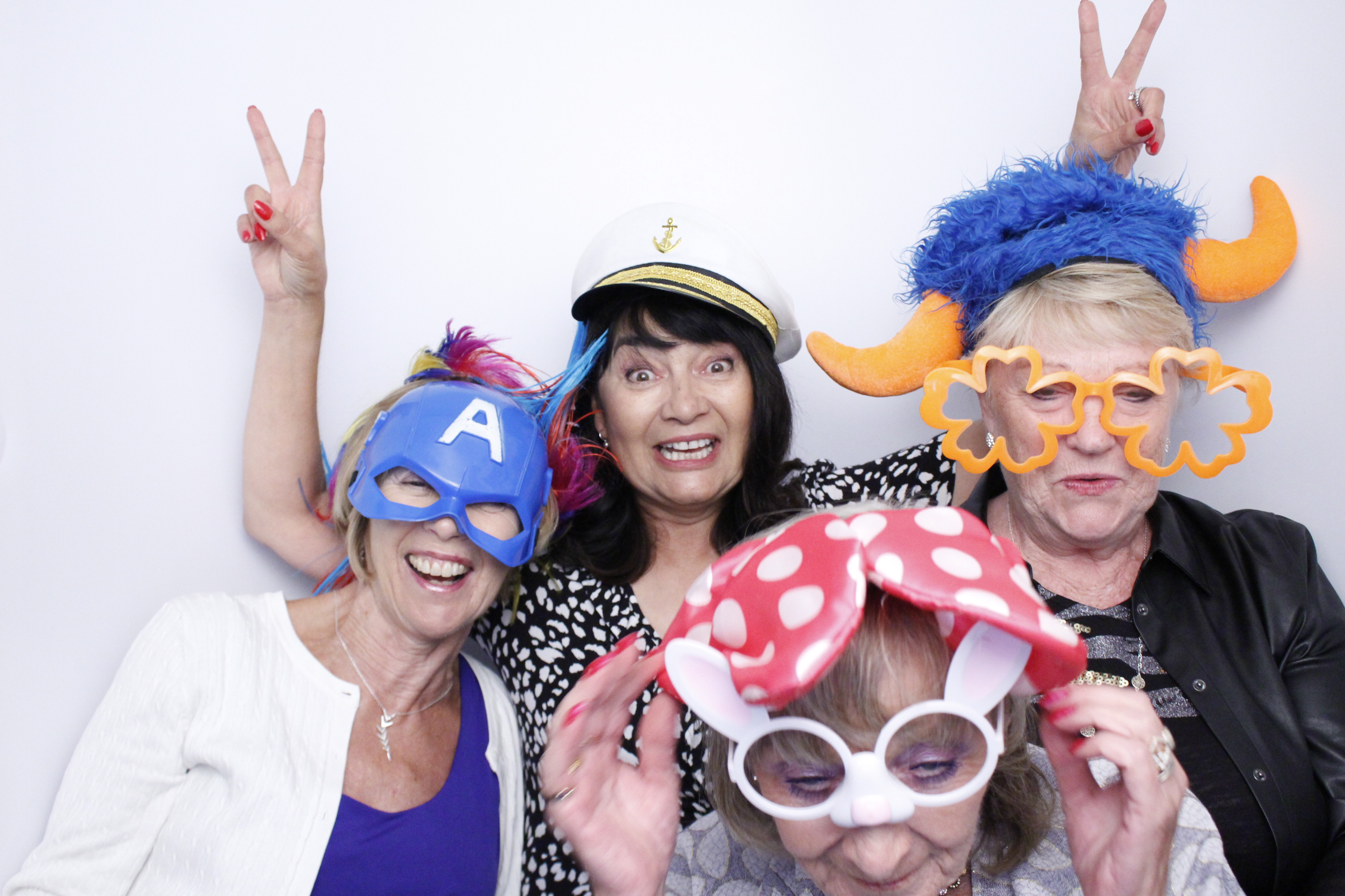 Wendy's 60th Birthday | View more photos from the event at gallery.myphotoboothexperience.co.uk/u/MyPhotoBoothExperienceLtd/Wendys-60th-Birthday