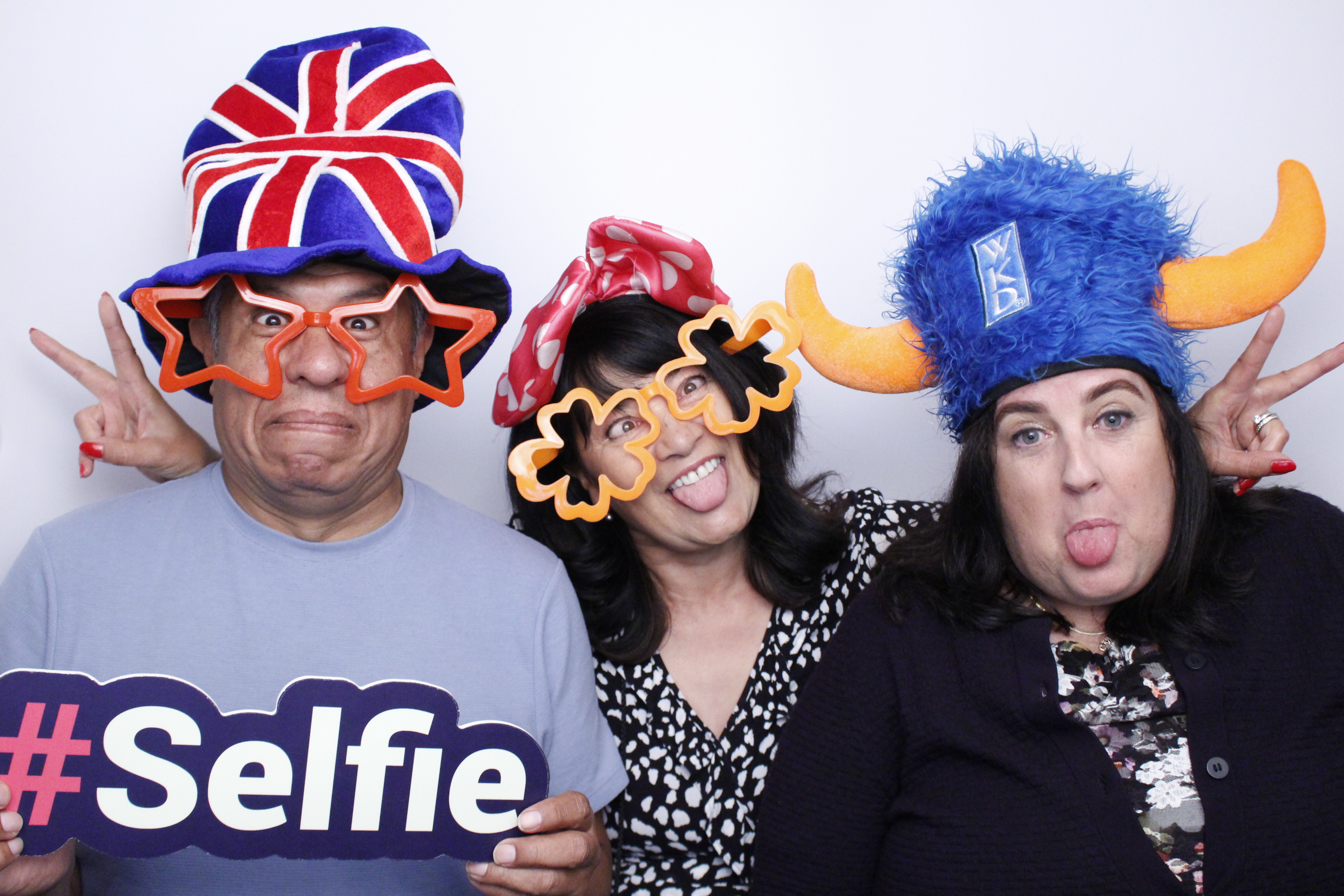 Wendy's 60th Birthday | View more photos from the event at gallery.myphotoboothexperience.co.uk/u/MyPhotoBoothExperienceLtd/Wendys-60th-Birthday