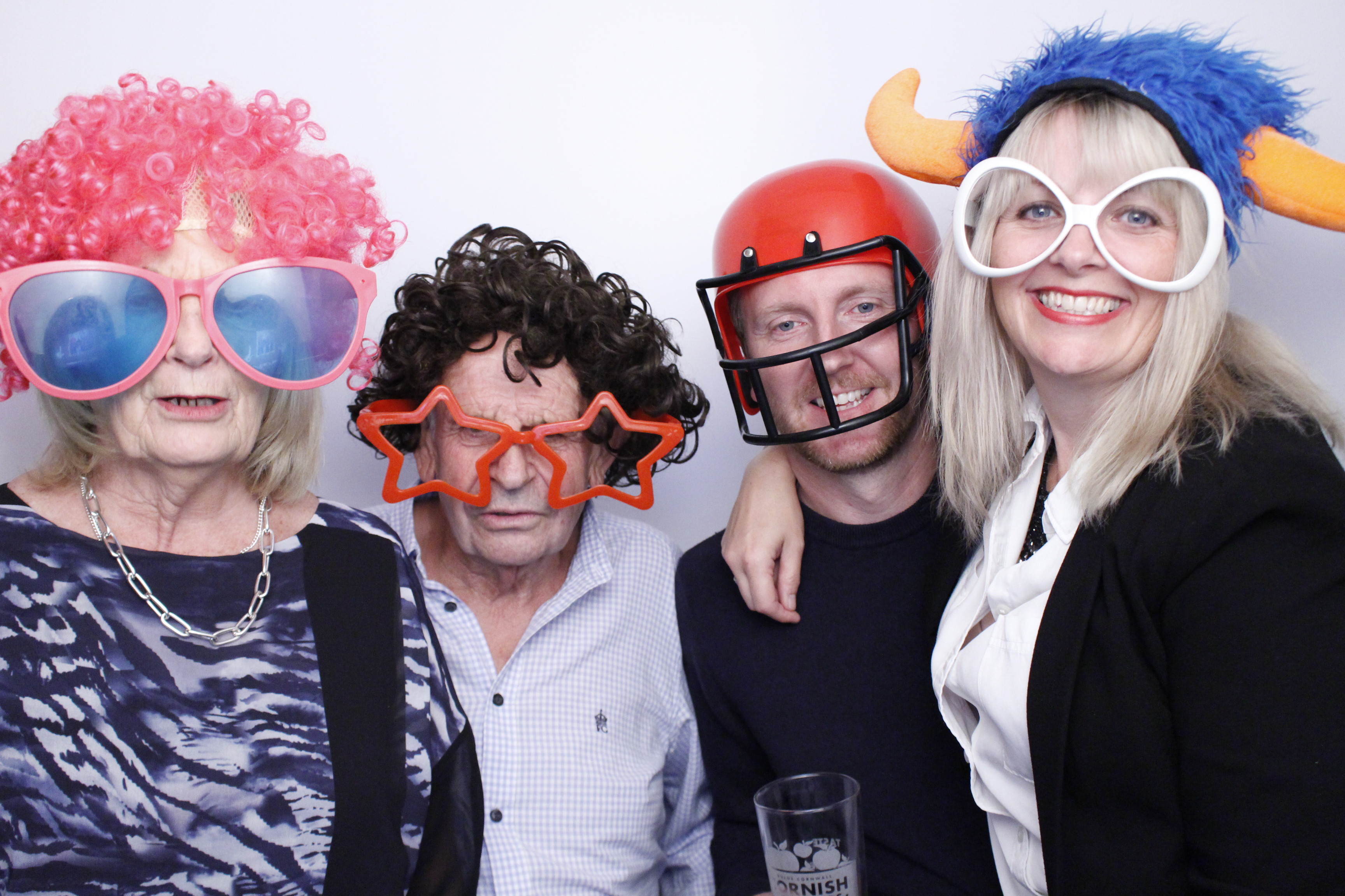 Wendy's 60th Birthday | View more photos from the event at gallery.myphotoboothexperience.co.uk/u/MyPhotoBoothExperienceLtd/Wendys-60th-Birthday