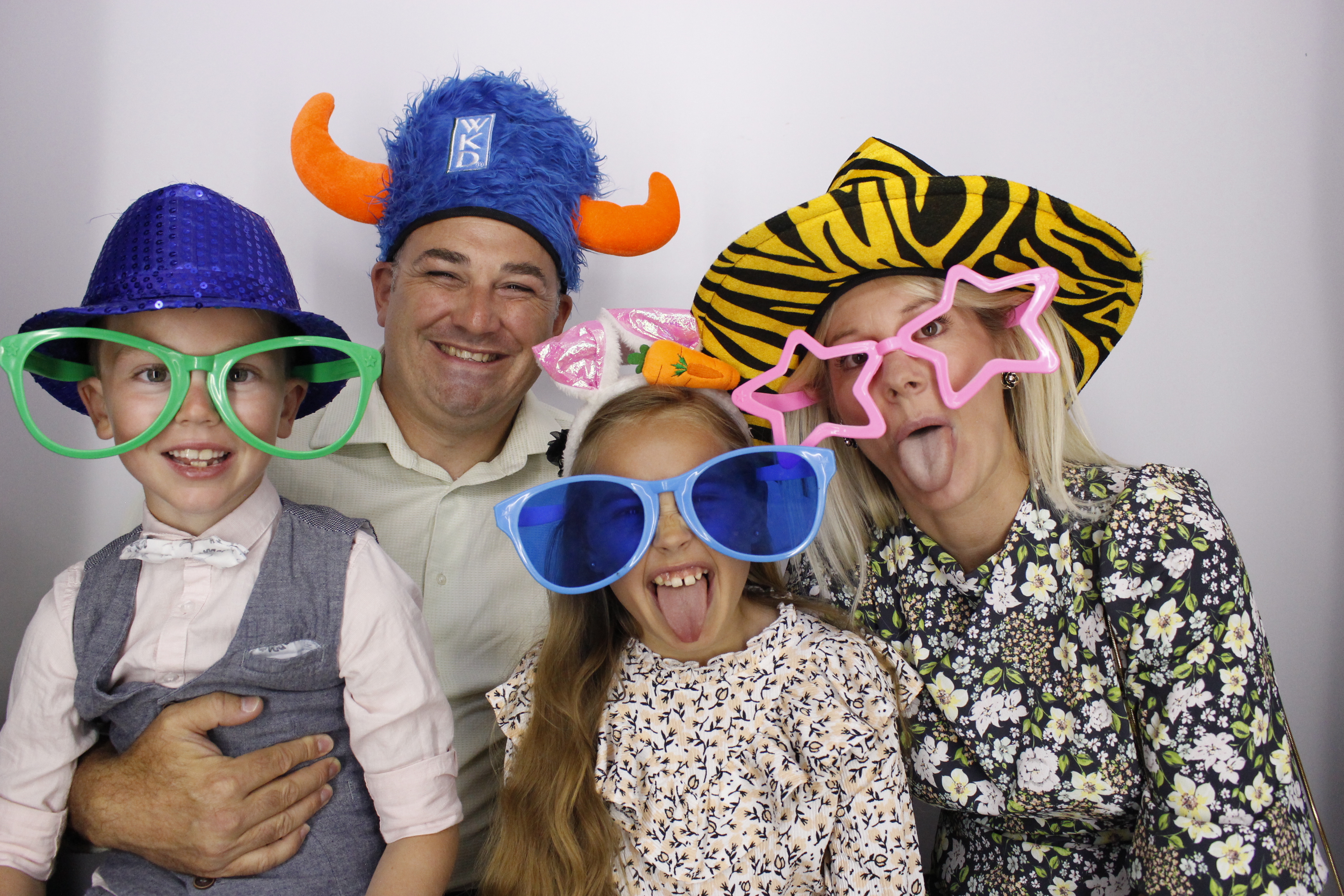 kerry and Matt vowel renewal | View more photos from the event at gallery.myphotoboothexperience.co.uk/u/MyPhotoBoothExperienceLtd/kerry-and-Matt-vowel-renewal