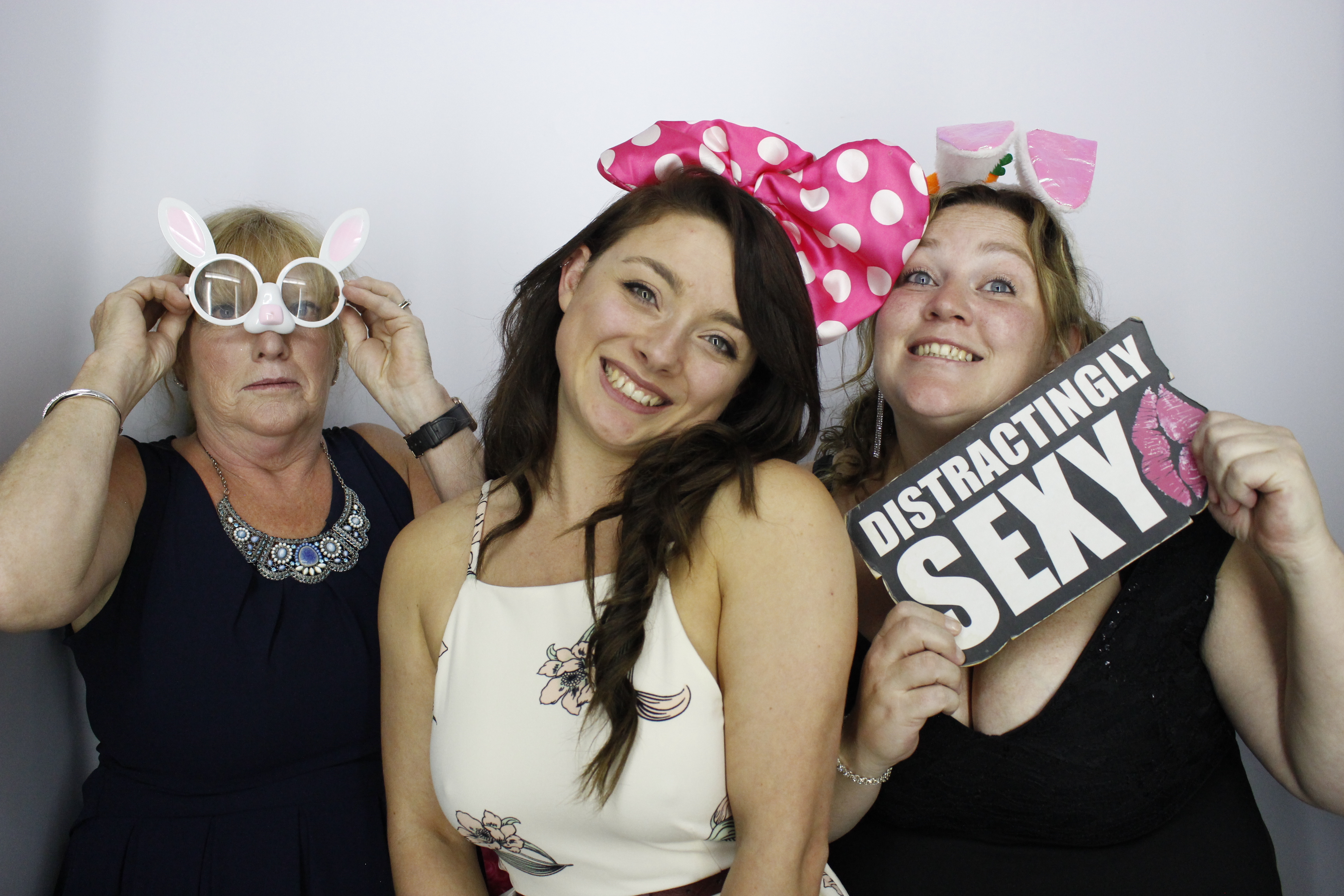 kerry and Matt vowel renewal | View more photos from the event at gallery.myphotoboothexperience.co.uk/u/MyPhotoBoothExperienceLtd/kerry-and-Matt-vowel-renewal