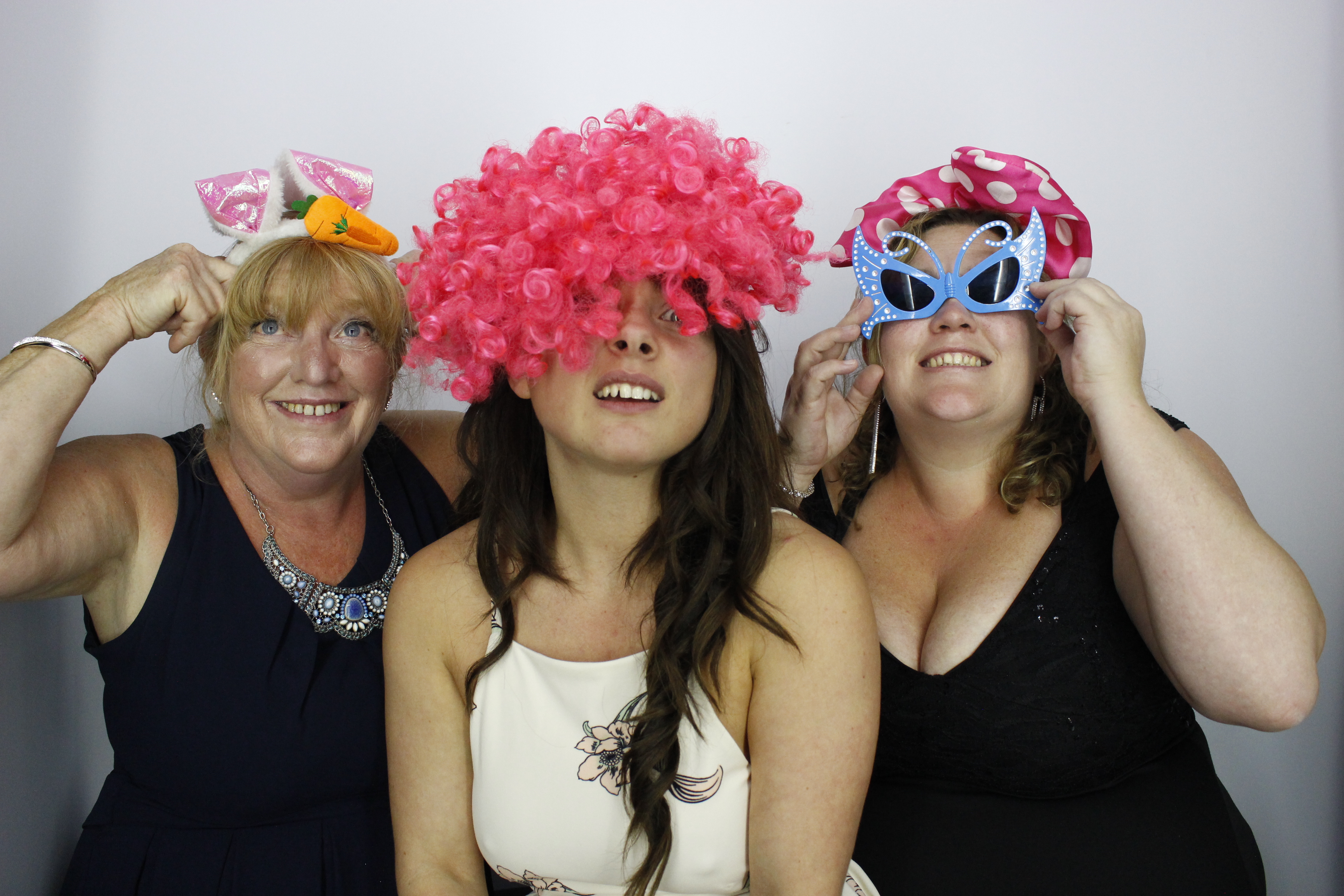 kerry and Matt vowel renewal | View more photos from the event at gallery.myphotoboothexperience.co.uk/u/MyPhotoBoothExperienceLtd/kerry-and-Matt-vowel-renewal