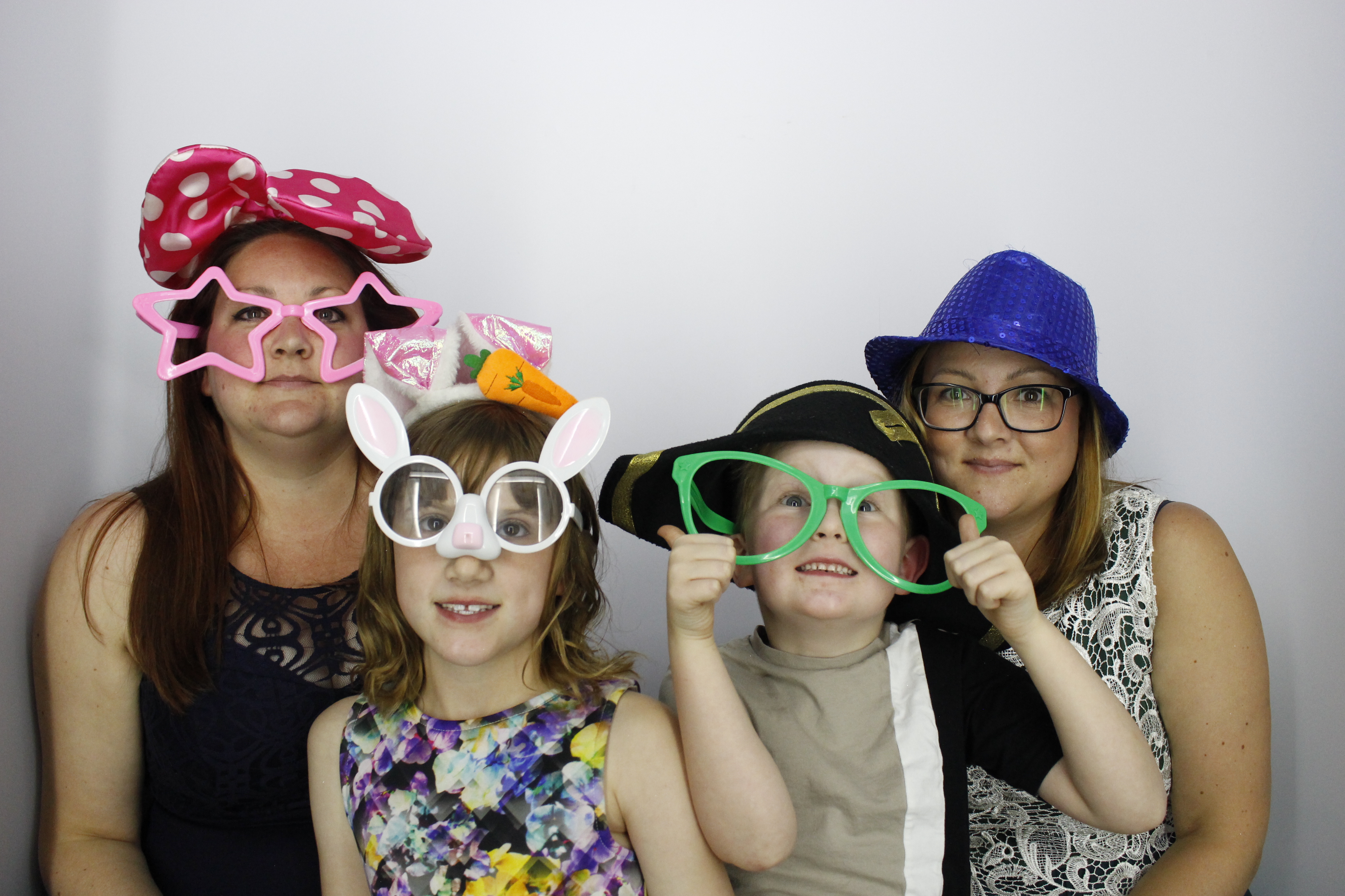 kerry and Matt vowel renewal | View more photos from the event at gallery.myphotoboothexperience.co.uk/u/MyPhotoBoothExperienceLtd/kerry-and-Matt-vowel-renewal