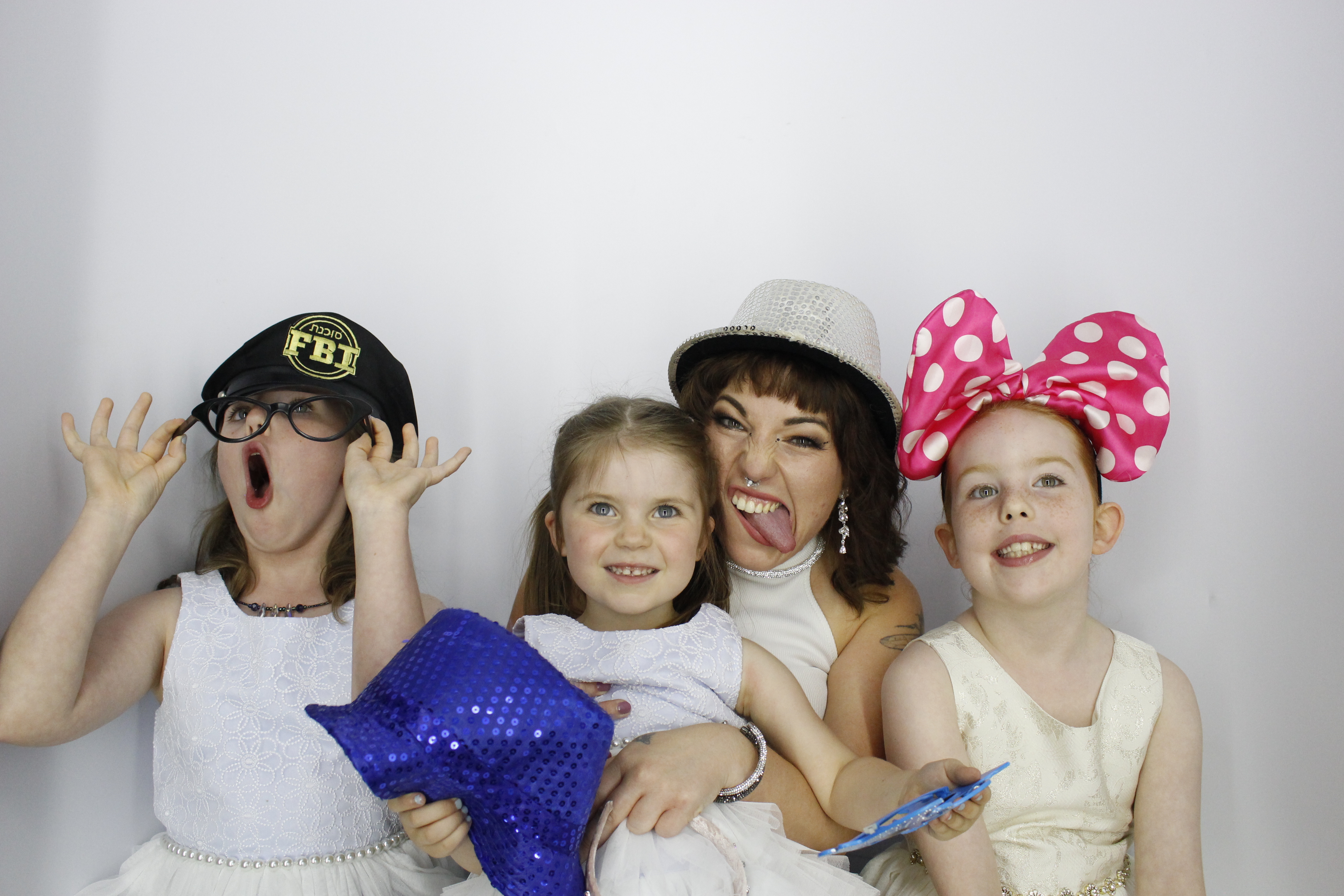 kerry and Matt vowel renewal | View more photos from the event at gallery.myphotoboothexperience.co.uk/u/MyPhotoBoothExperienceLtd/kerry-and-Matt-vowel-renewal