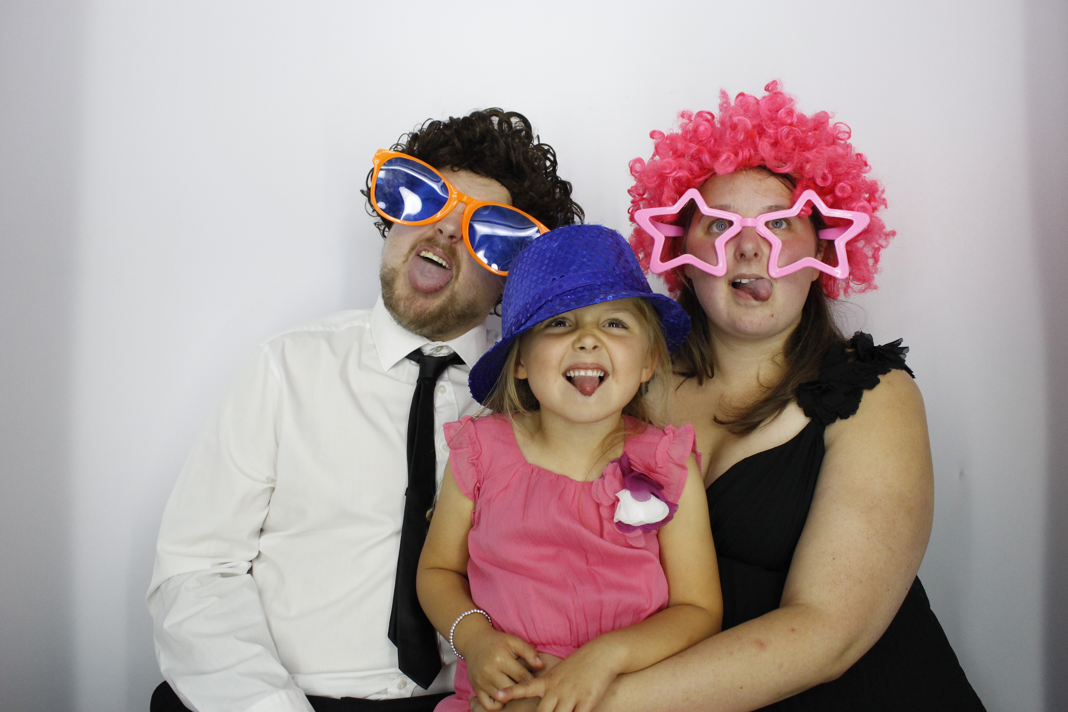 kerry and Matt vowel renewal | View more photos from the event at gallery.myphotoboothexperience.co.uk/u/MyPhotoBoothExperienceLtd/kerry-and-Matt-vowel-renewal