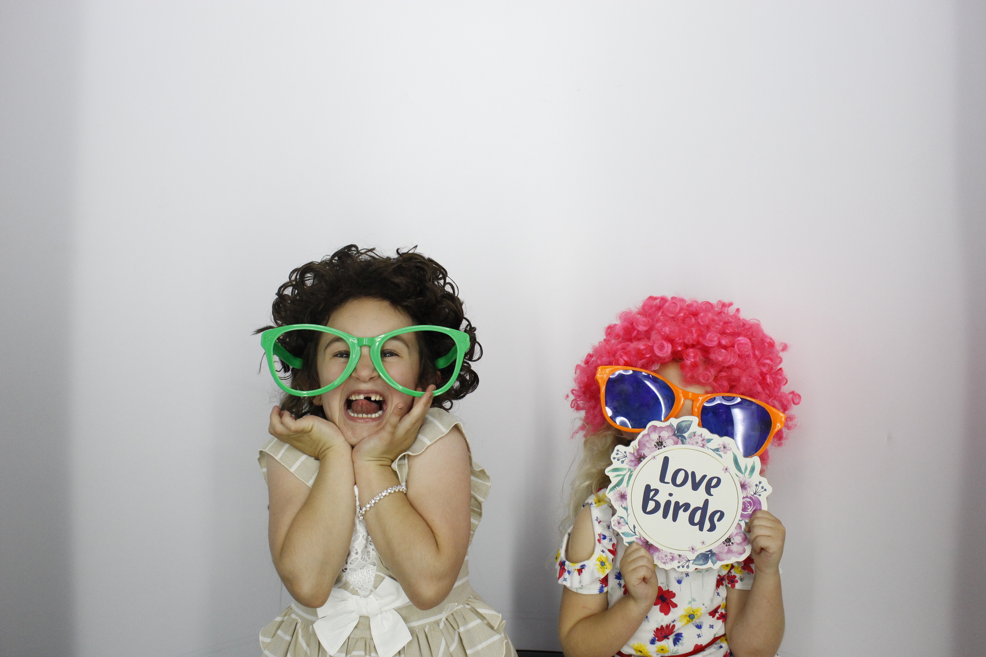 kerry and Matt vowel renewal | View more photos from the event at gallery.myphotoboothexperience.co.uk/u/MyPhotoBoothExperienceLtd/kerry-and-Matt-vowel-renewal