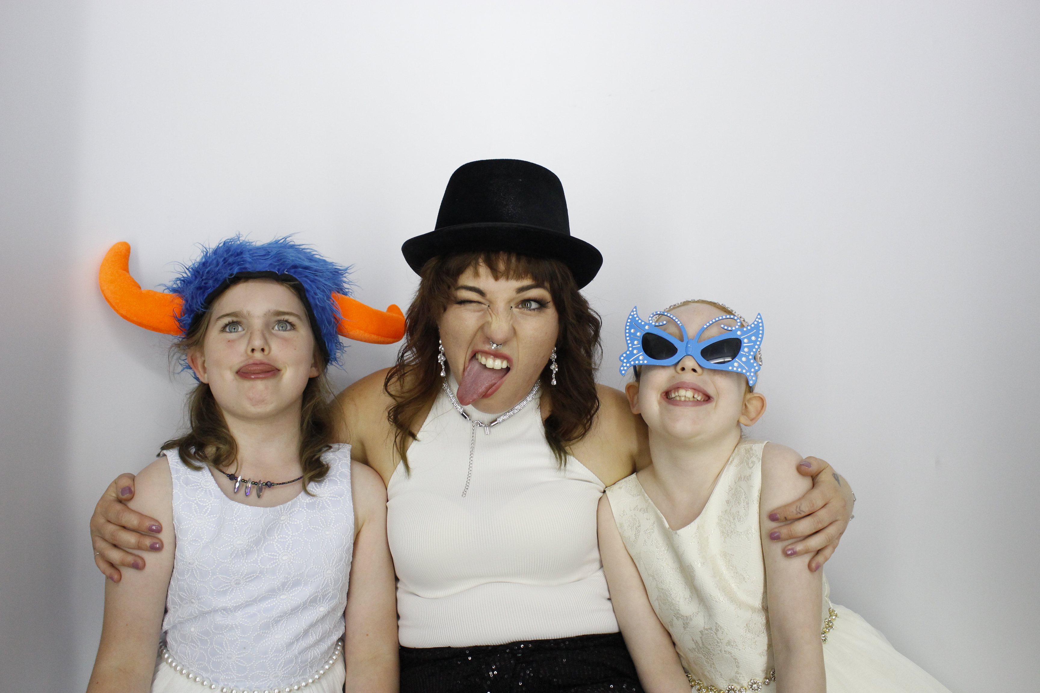 kerry and Matt vowel renewal | View more photos from the event at gallery.myphotoboothexperience.co.uk/u/MyPhotoBoothExperienceLtd/kerry-and-Matt-vowel-renewal