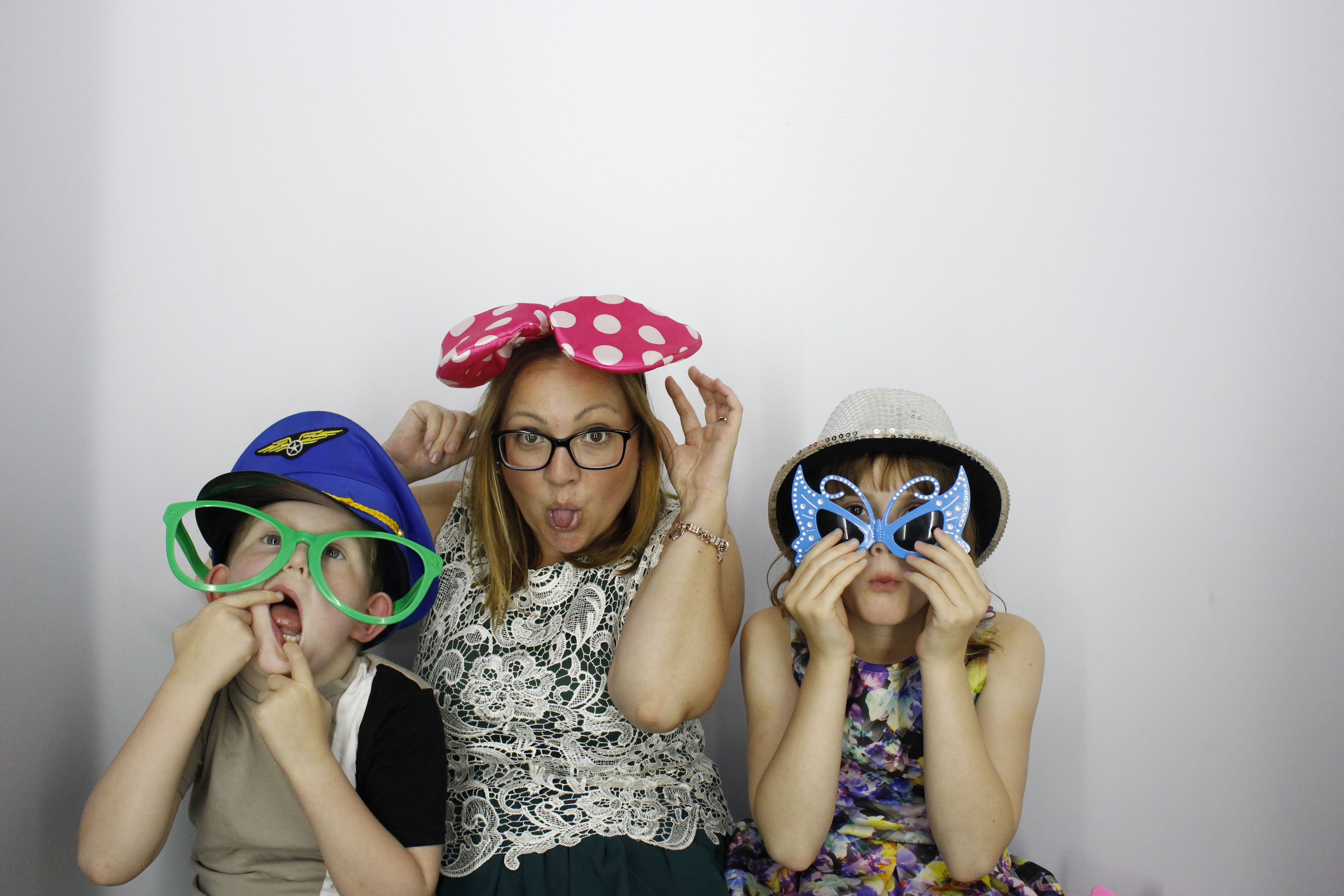 kerry and Matt vowel renewal | View more photos from the event at gallery.myphotoboothexperience.co.uk/u/MyPhotoBoothExperienceLtd/kerry-and-Matt-vowel-renewal