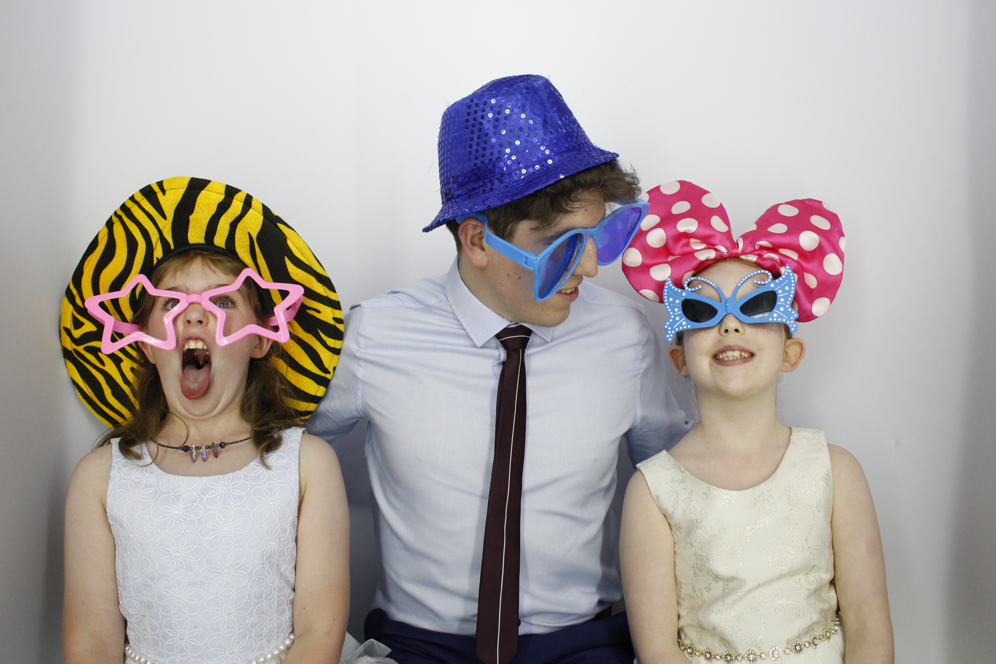 kerry and Matt vowel renewal | View more photos from the event at gallery.myphotoboothexperience.co.uk/u/MyPhotoBoothExperienceLtd/kerry-and-Matt-vowel-renewal