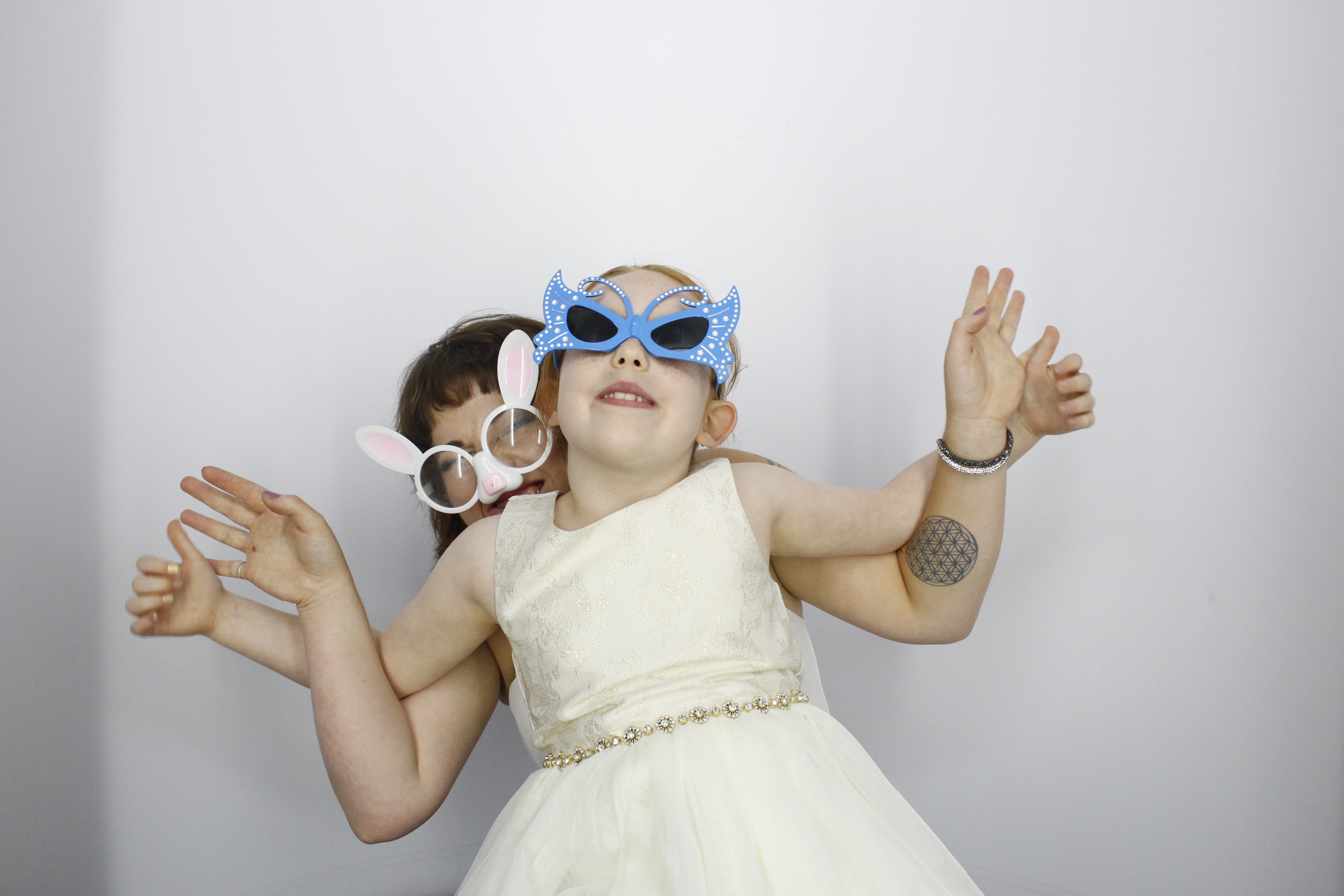 kerry and Matt vowel renewal | View more photos from the event at gallery.myphotoboothexperience.co.uk/u/MyPhotoBoothExperienceLtd/kerry-and-Matt-vowel-renewal