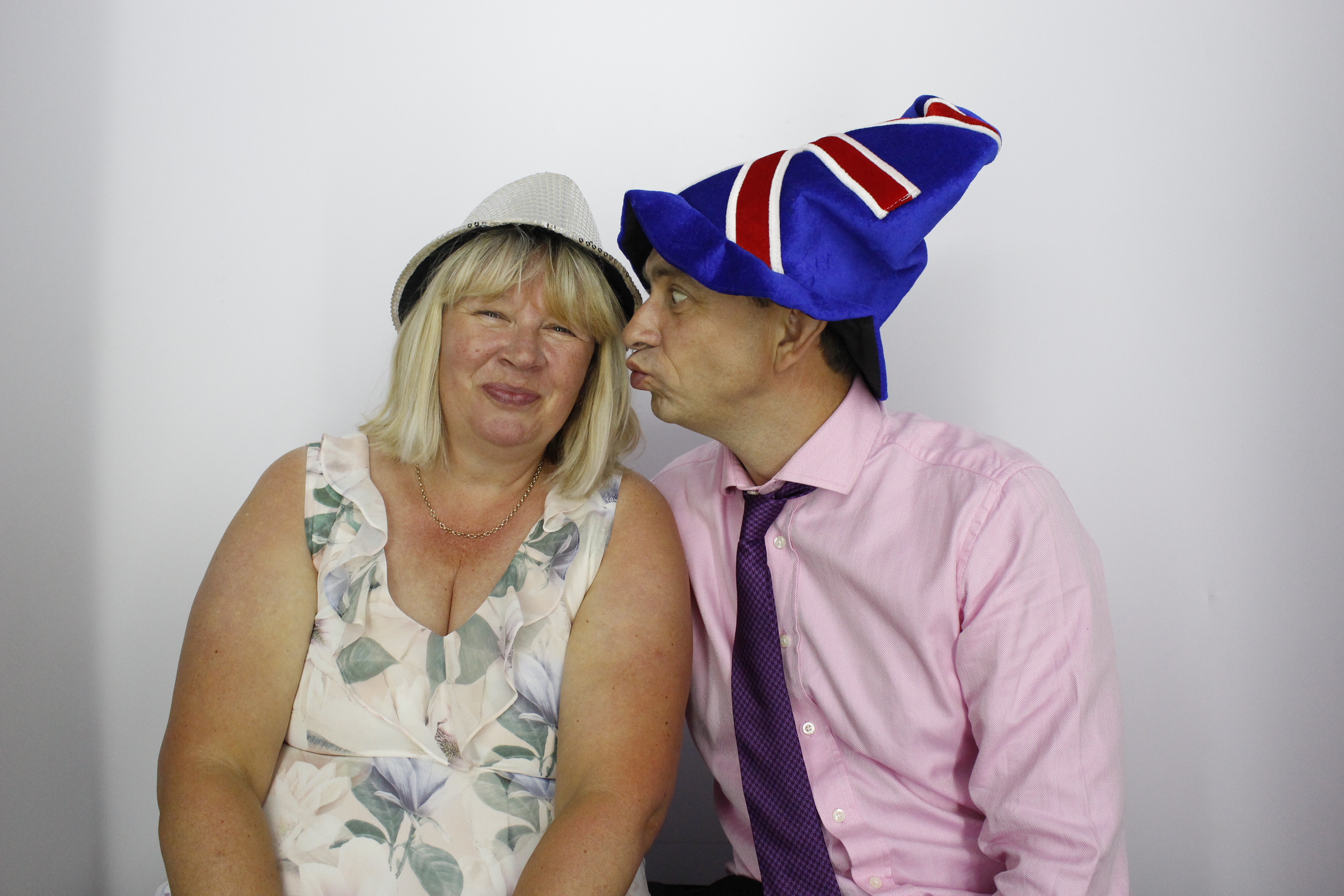 kerry and Matt vowel renewal | View more photos from the event at gallery.myphotoboothexperience.co.uk/u/MyPhotoBoothExperienceLtd/kerry-and-Matt-vowel-renewal