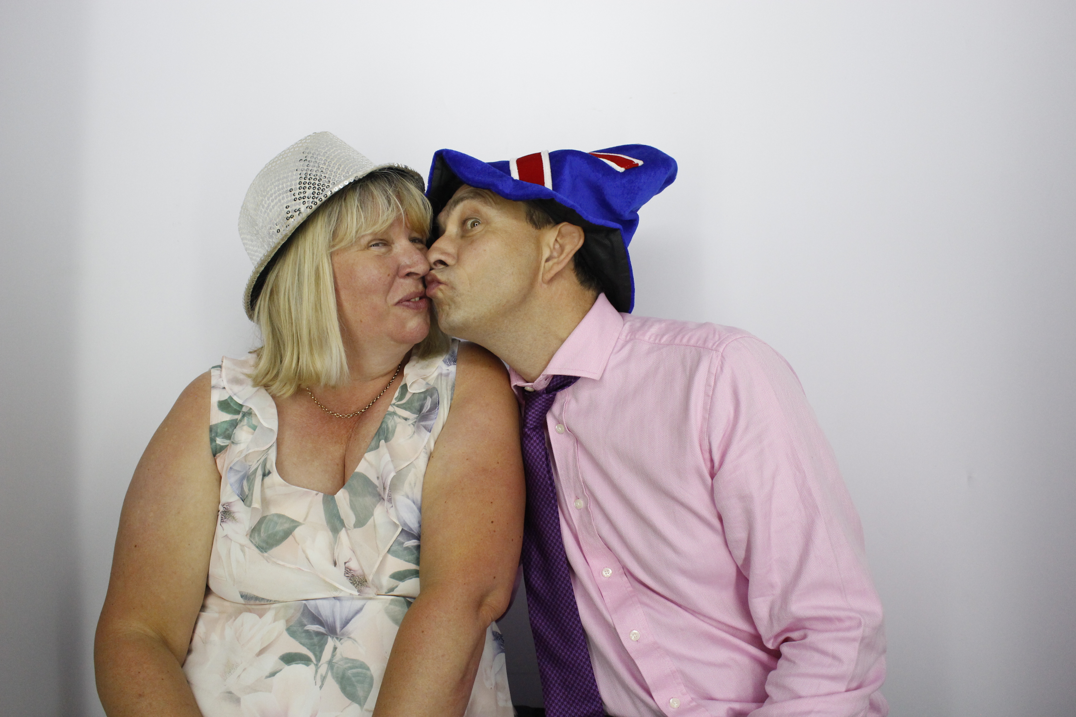 kerry and Matt vowel renewal | View more photos from the event at gallery.myphotoboothexperience.co.uk/u/MyPhotoBoothExperienceLtd/kerry-and-Matt-vowel-renewal