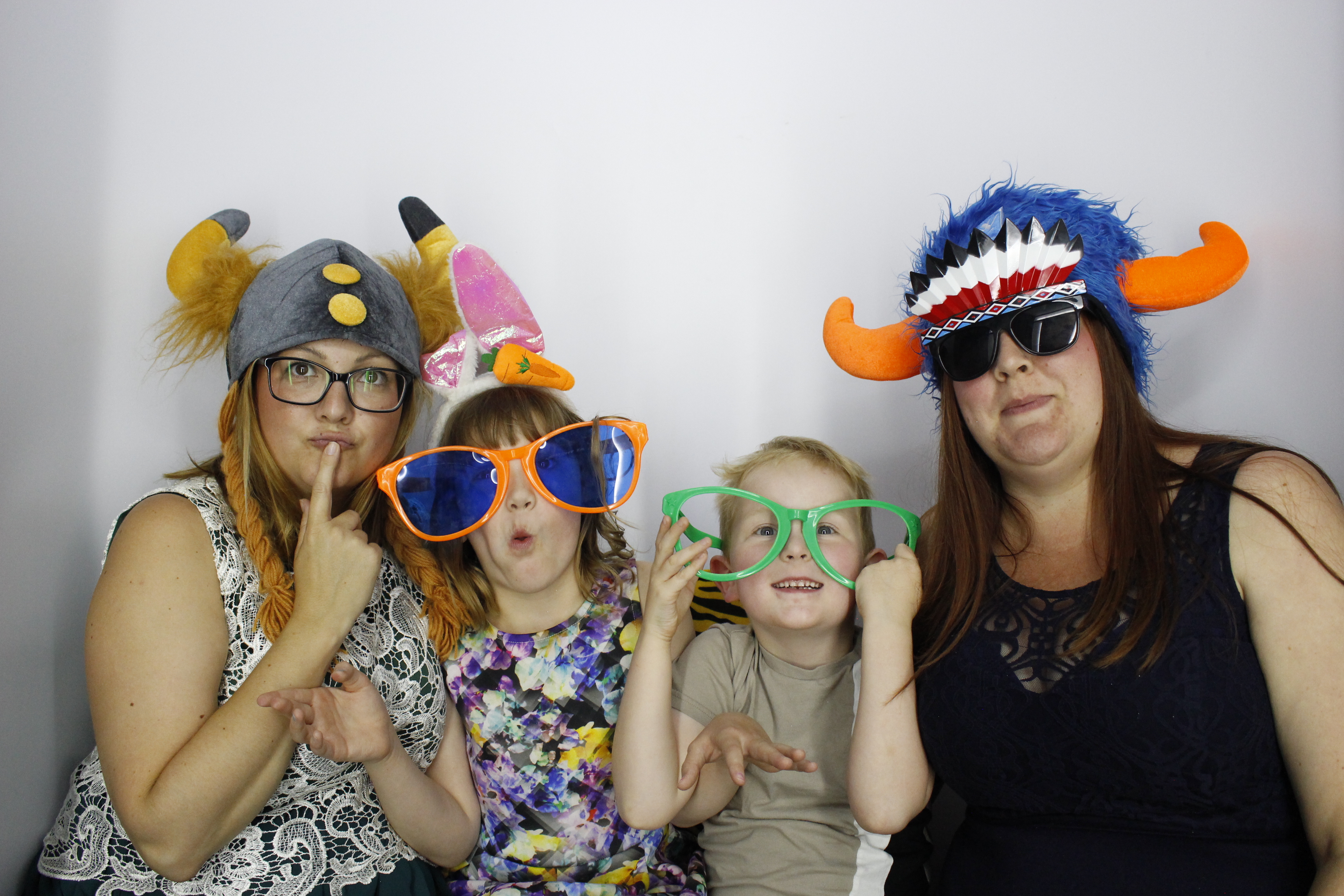 kerry and Matt vowel renewal | View more photos from the event at gallery.myphotoboothexperience.co.uk/u/MyPhotoBoothExperienceLtd/kerry-and-Matt-vowel-renewal