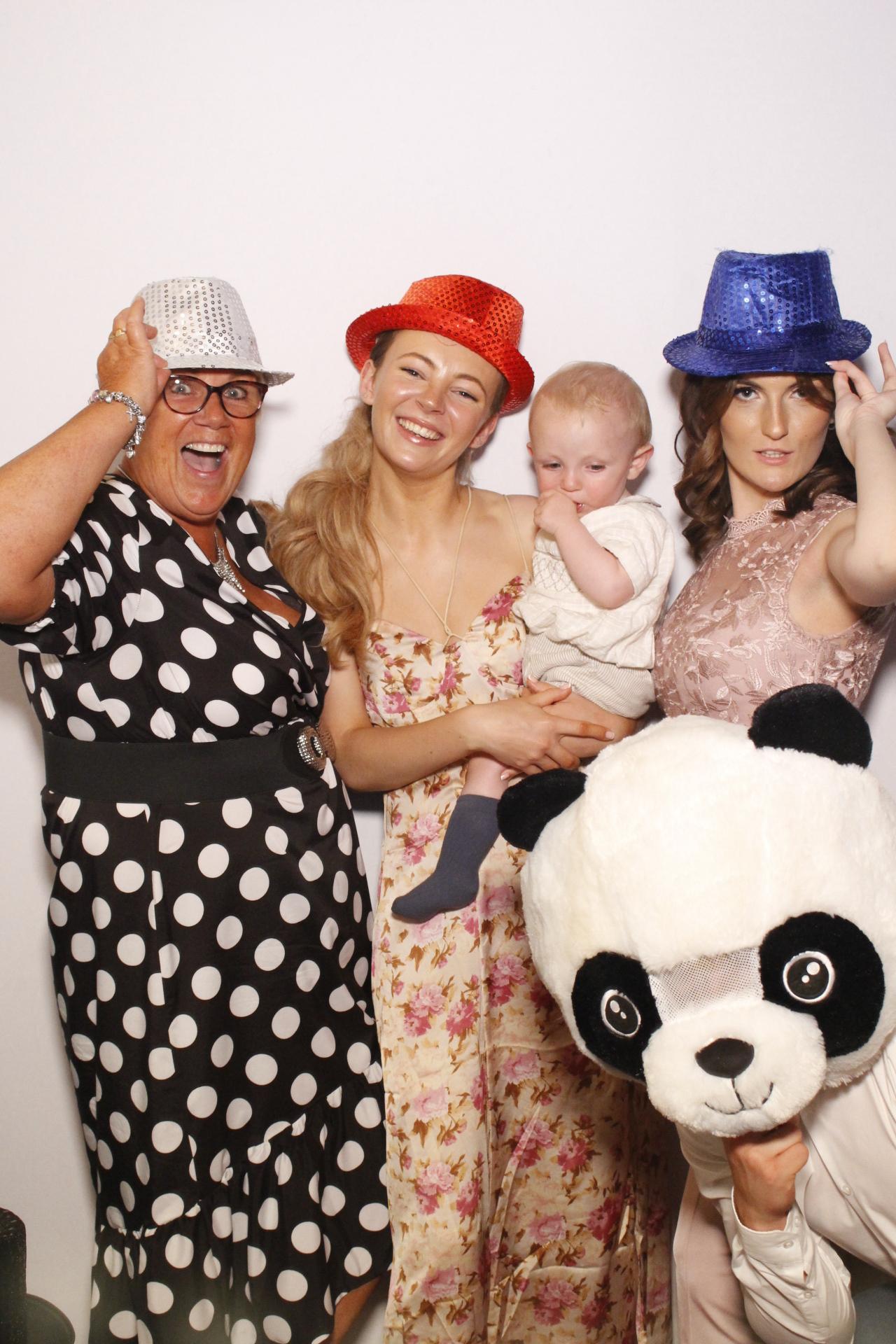 Abbie & George's Wedding  | View more photos from the event at gallery.myphotoboothexperience.co.uk/u/MyPhotoBoothExperienceLtd/Abbie-Georges-Wedding