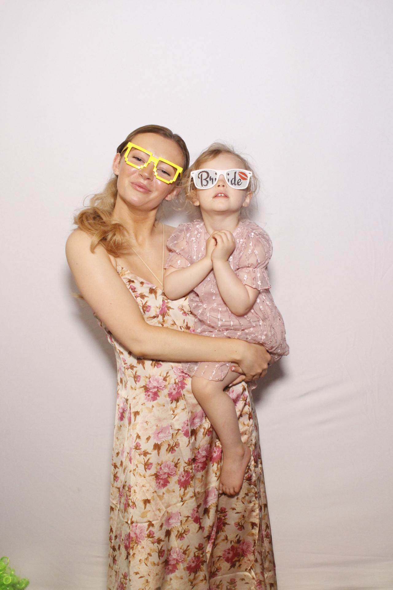 Abbie & George's Wedding  | View more photos from the event at gallery.myphotoboothexperience.co.uk/u/MyPhotoBoothExperienceLtd/Abbie-Georges-Wedding
