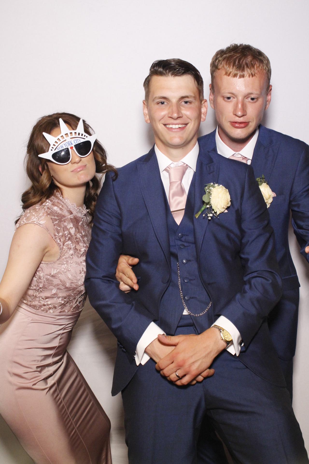 Abbie & George's Wedding  | View more photos from the event at gallery.myphotoboothexperience.co.uk/u/MyPhotoBoothExperienceLtd/Abbie-Georges-Wedding