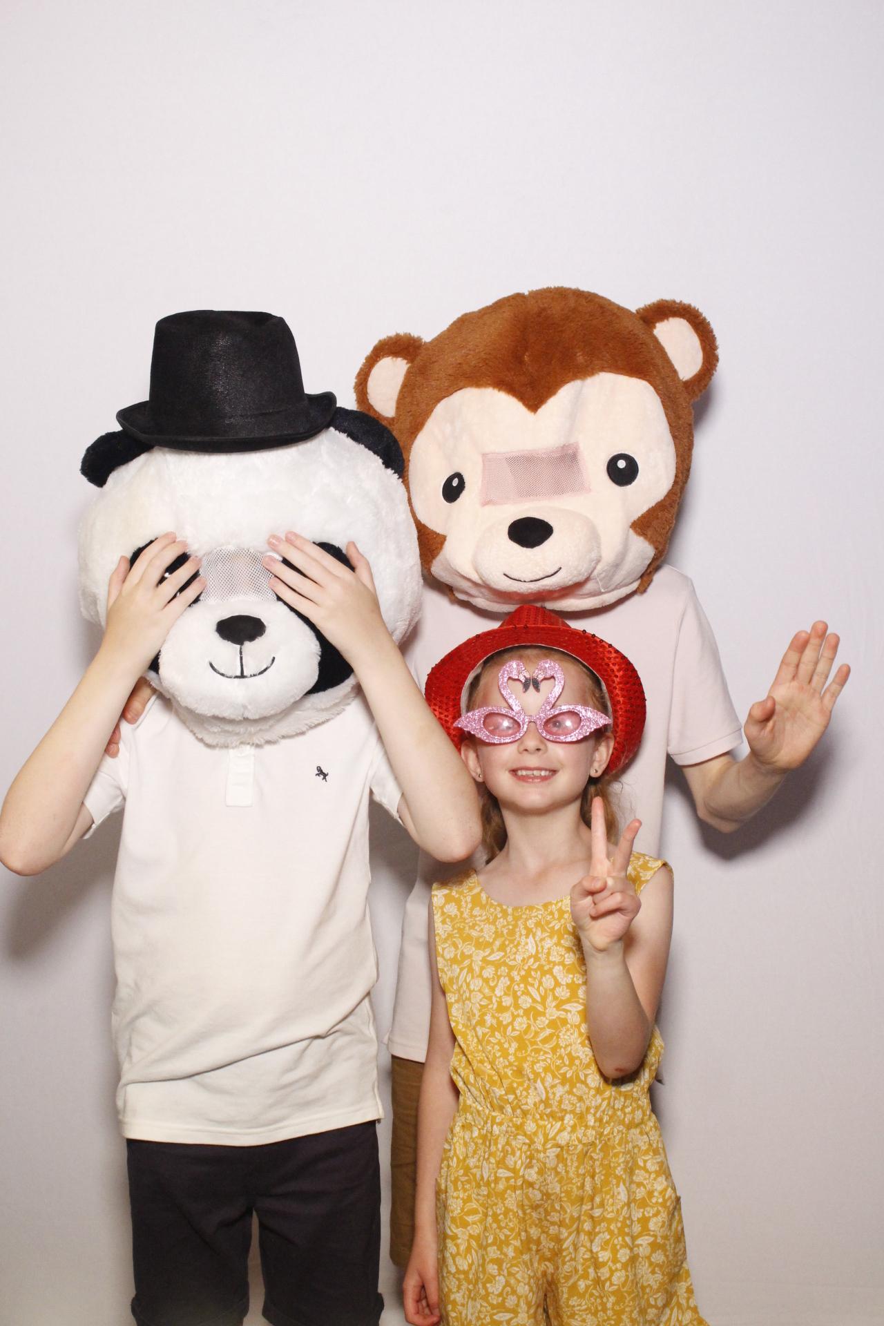 Abbie & George's Wedding  | View more photos from the event at gallery.myphotoboothexperience.co.uk/u/MyPhotoBoothExperienceLtd/Abbie-Georges-Wedding