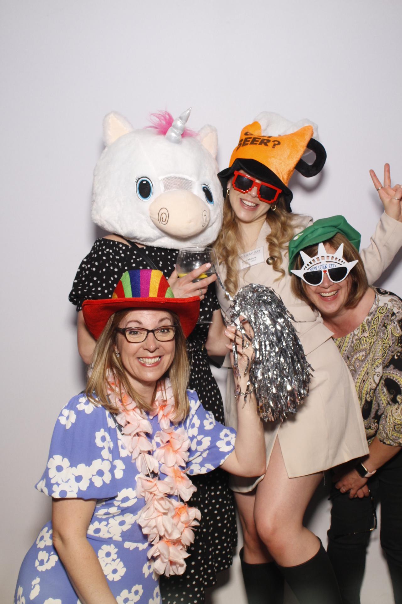 Albert Goodman Away Day 2022 | View more photos from the event at gallery.myphotoboothexperience.co.uk/u/MyPhotoBoothExperienceLtd/Albert-Goodman-Away-Day-2022