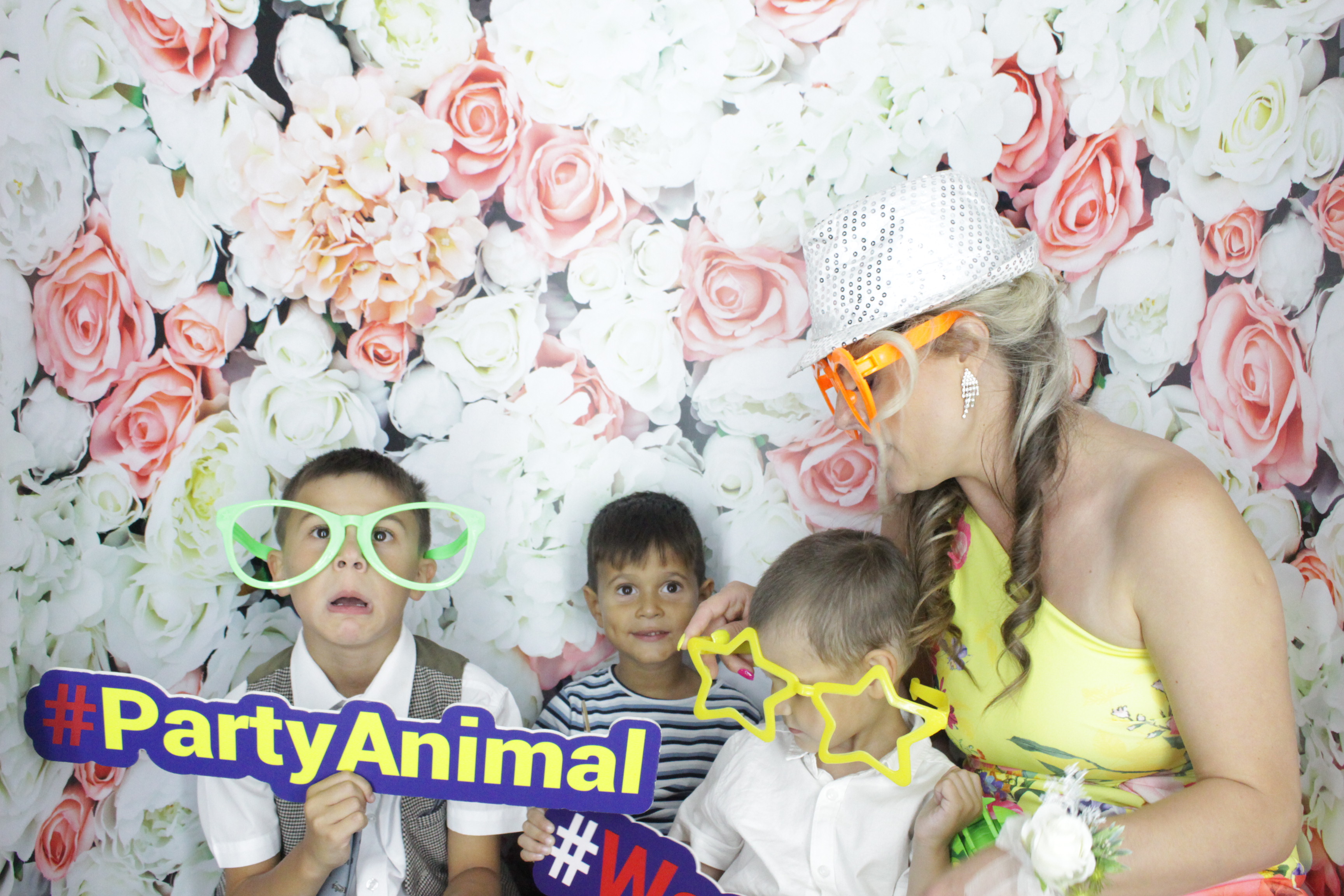 Alex & Bianca's Wedding  | View more photos from the event at gallery.myphotoboothexperience.co.uk/u/MyPhotoBoothExperienceLtd/Alex-Biancas-Wedding