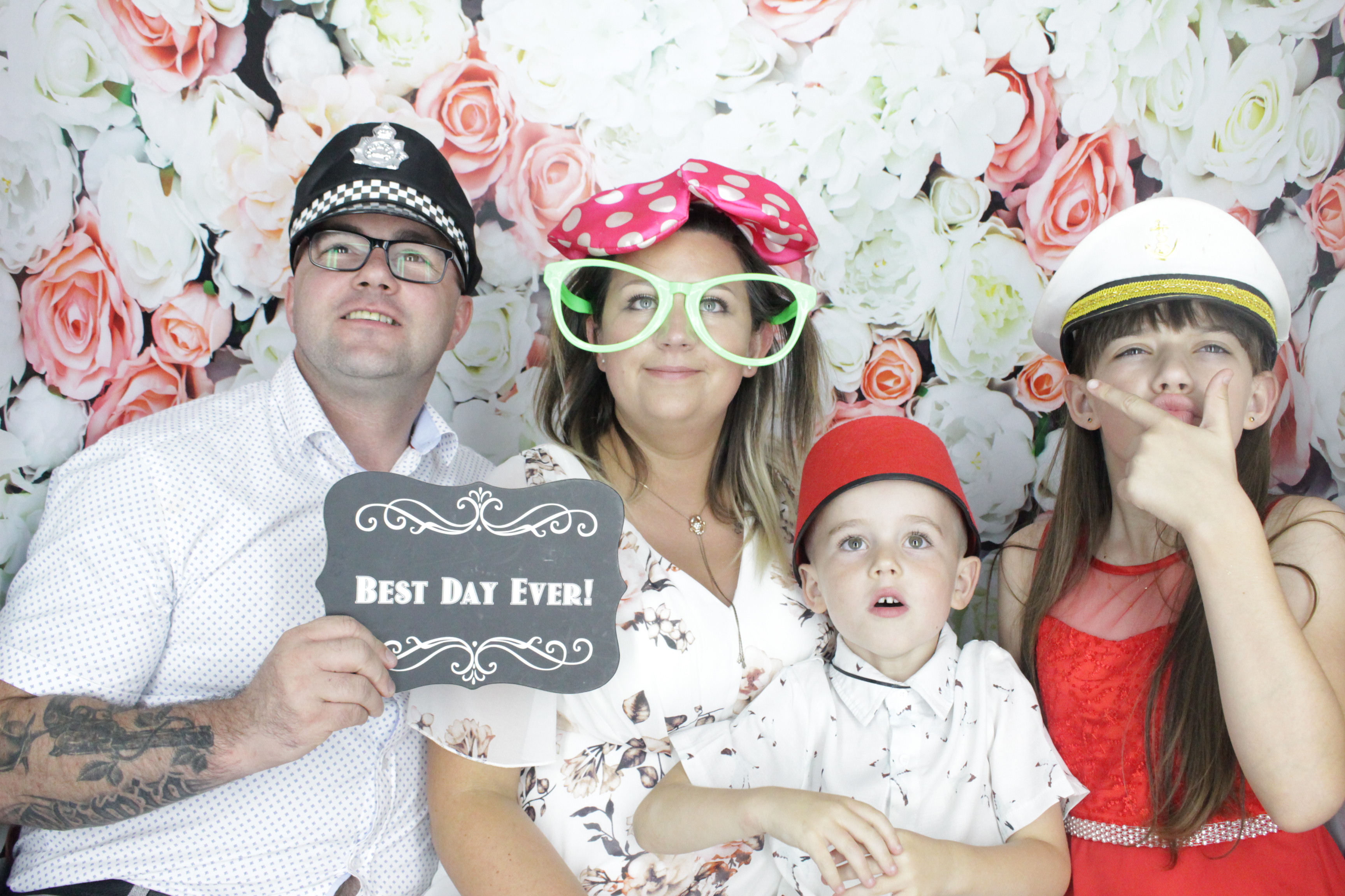 Alex & Bianca's Wedding  | View more photos from the event at gallery.myphotoboothexperience.co.uk/u/MyPhotoBoothExperienceLtd/Alex-Biancas-Wedding