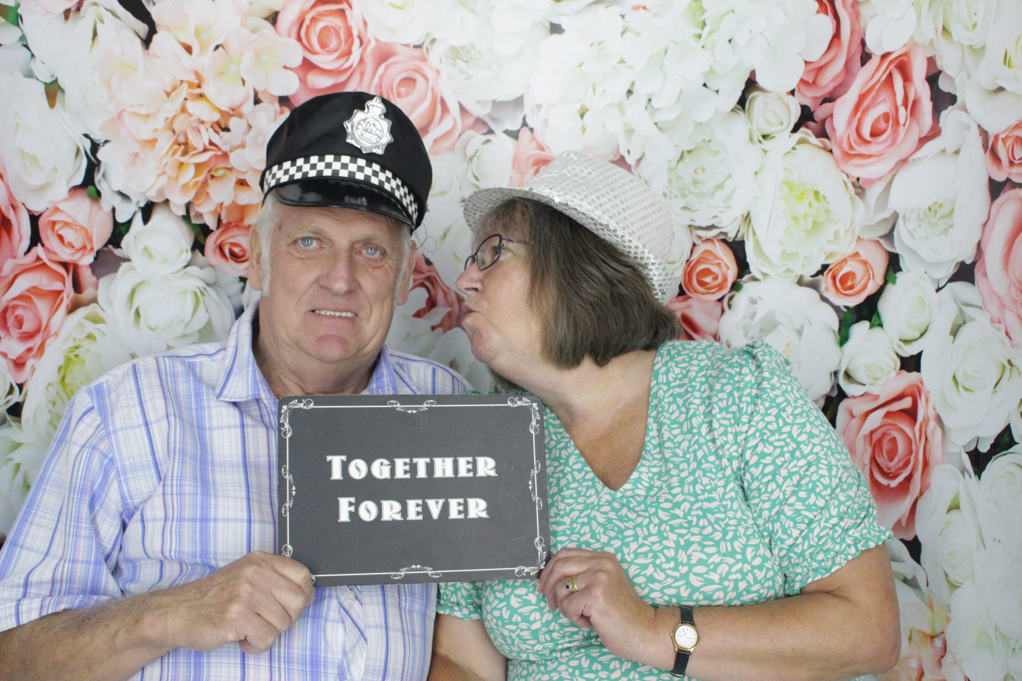 Alex & Bianca's Wedding  | View more photos from the event at gallery.myphotoboothexperience.co.uk/u/MyPhotoBoothExperienceLtd/Alex-Biancas-Wedding