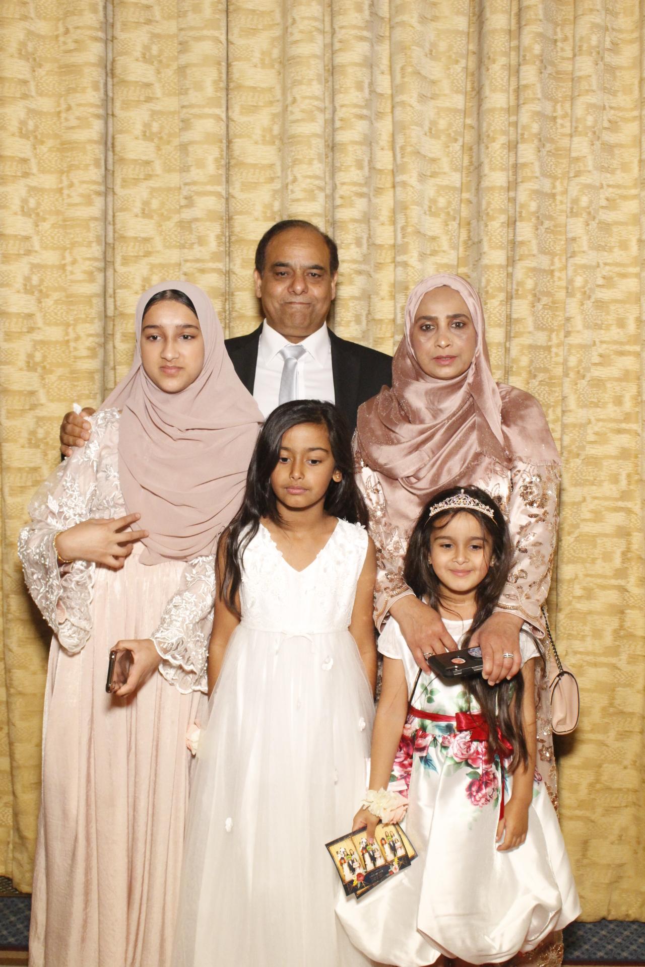 Anh & Adil's Wedding  | View more photos from the event at gallery.myphotoboothexperience.co.uk/u/MyPhotoBoothExperienceLtd/Anh-Adils-Wedding