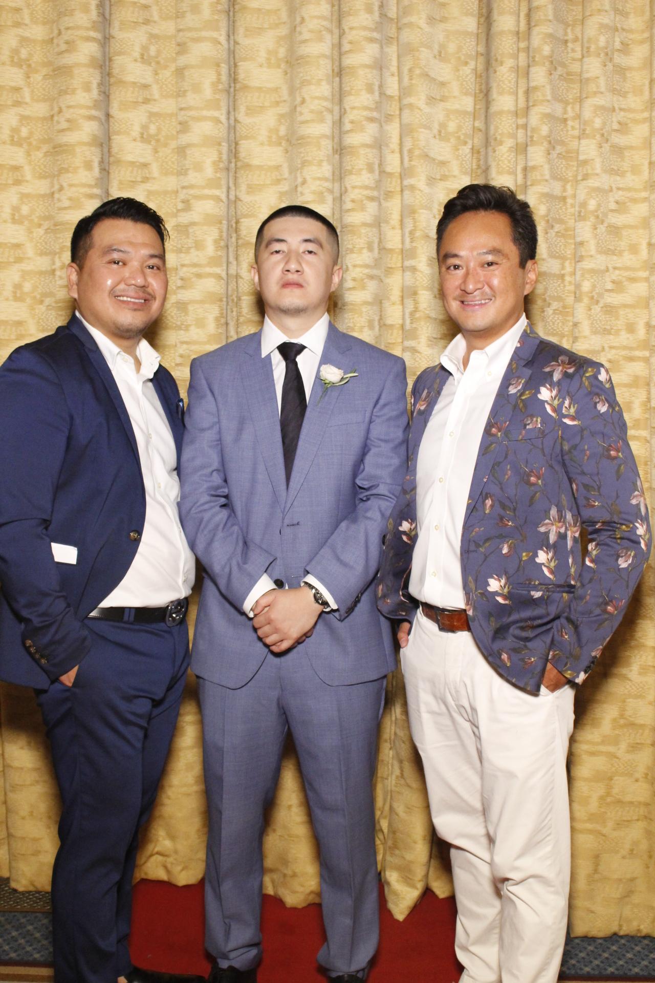Anh & Adil's Wedding  | View more photos from the event at gallery.myphotoboothexperience.co.uk/u/MyPhotoBoothExperienceLtd/Anh-Adils-Wedding