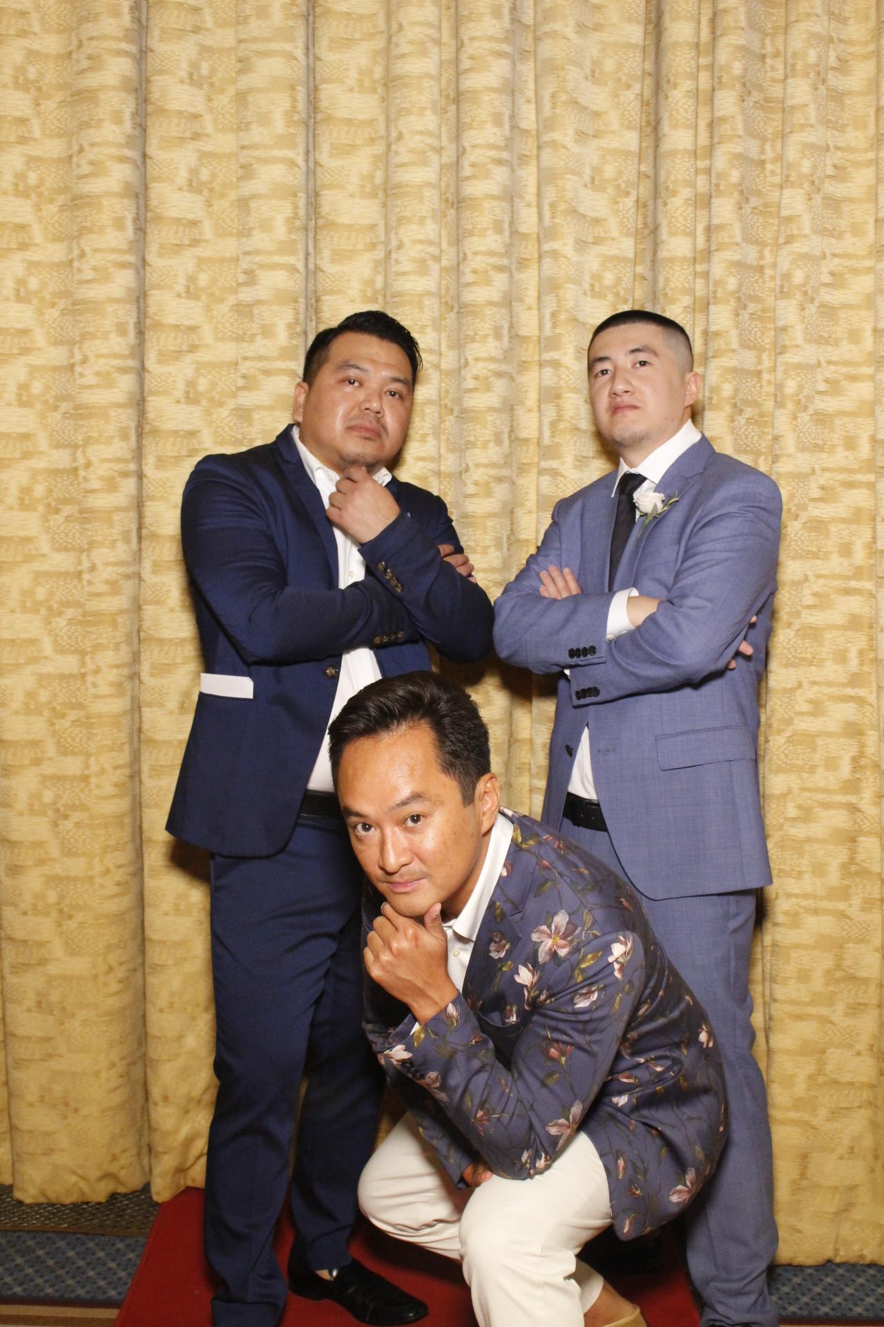 Anh & Adil's Wedding  | View more photos from the event at gallery.myphotoboothexperience.co.uk/u/MyPhotoBoothExperienceLtd/Anh-Adils-Wedding