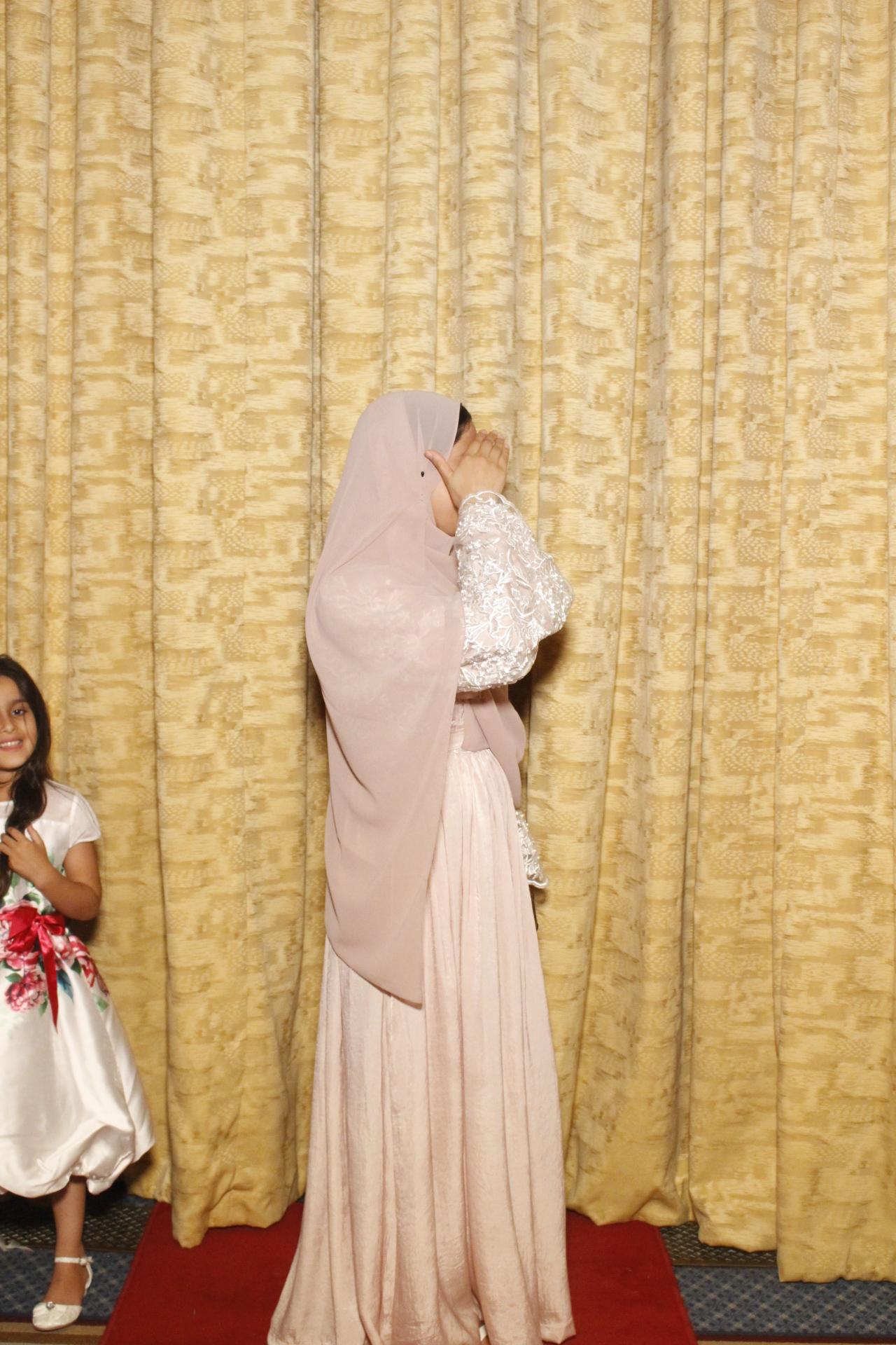 Anh & Adil's Wedding  | View more photos from the event at gallery.myphotoboothexperience.co.uk/u/MyPhotoBoothExperienceLtd/Anh-Adils-Wedding