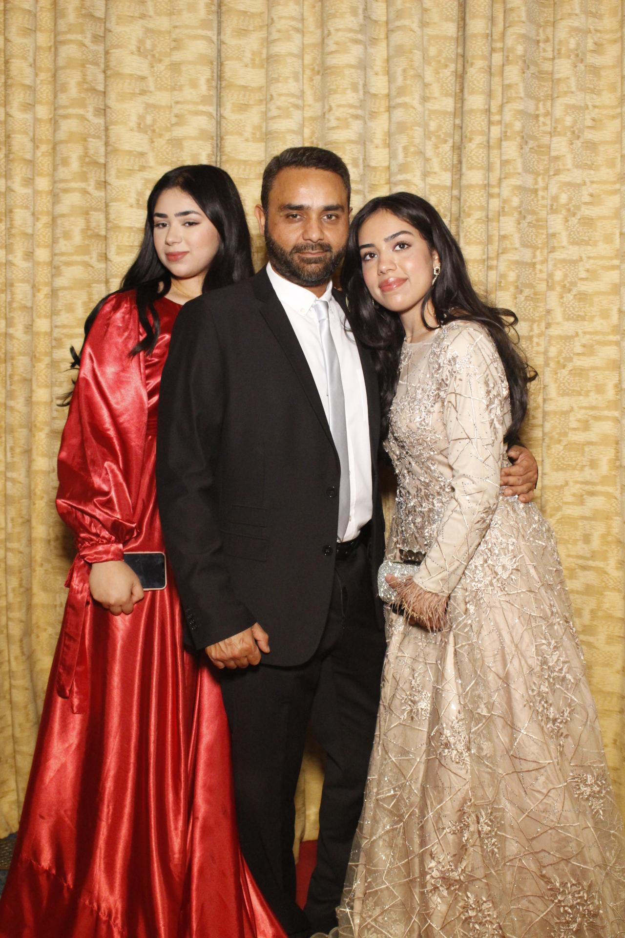 Anh & Adil's Wedding  | View more photos from the event at gallery.myphotoboothexperience.co.uk/u/MyPhotoBoothExperienceLtd/Anh-Adils-Wedding
