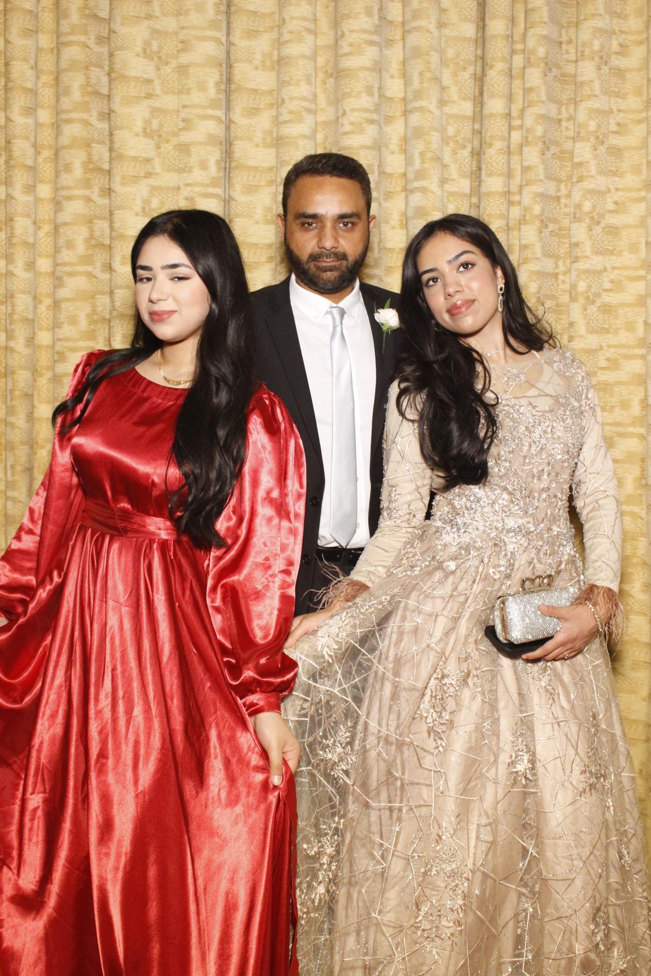 Anh & Adil's Wedding  | View more photos from the event at gallery.myphotoboothexperience.co.uk/u/MyPhotoBoothExperienceLtd/Anh-Adils-Wedding