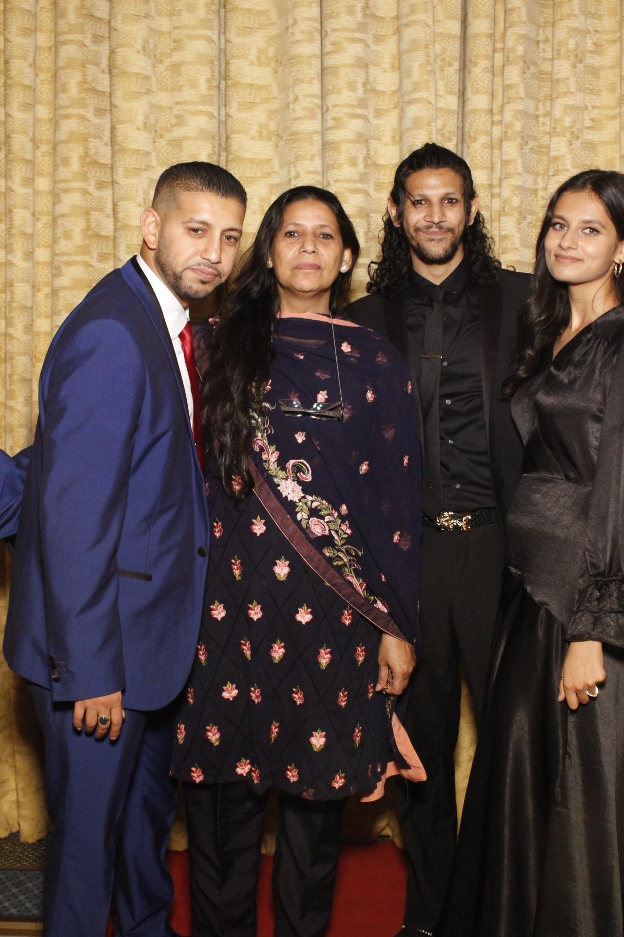 Anh & Adil's Wedding  | View more photos from the event at gallery.myphotoboothexperience.co.uk/u/MyPhotoBoothExperienceLtd/Anh-Adils-Wedding