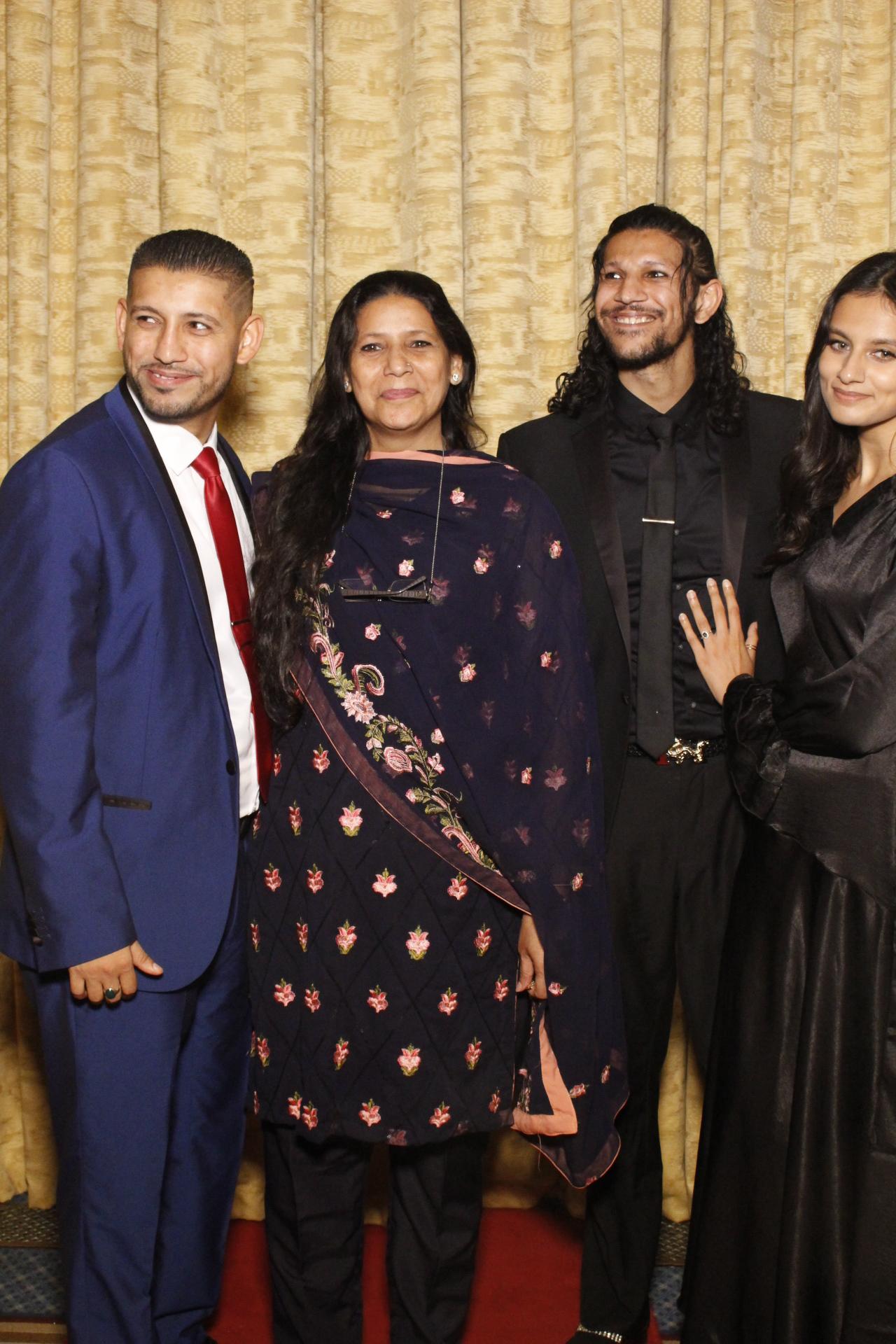 Anh & Adil's Wedding  | View more photos from the event at gallery.myphotoboothexperience.co.uk/u/MyPhotoBoothExperienceLtd/Anh-Adils-Wedding