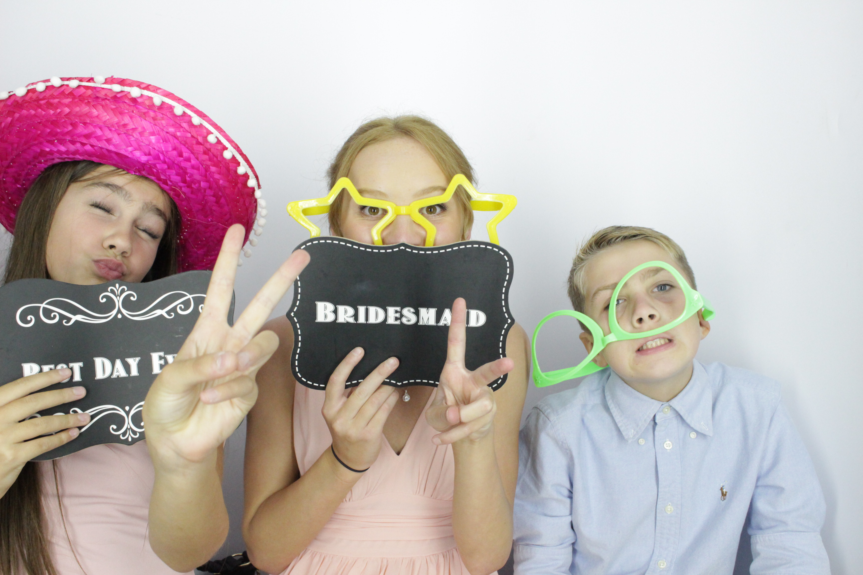 Anna & Kinger's Wedding | View more photos from the event at gallery.myphotoboothexperience.co.uk/u/MyPhotoBoothExperienceLtd/Anna-Kingers-Wedding