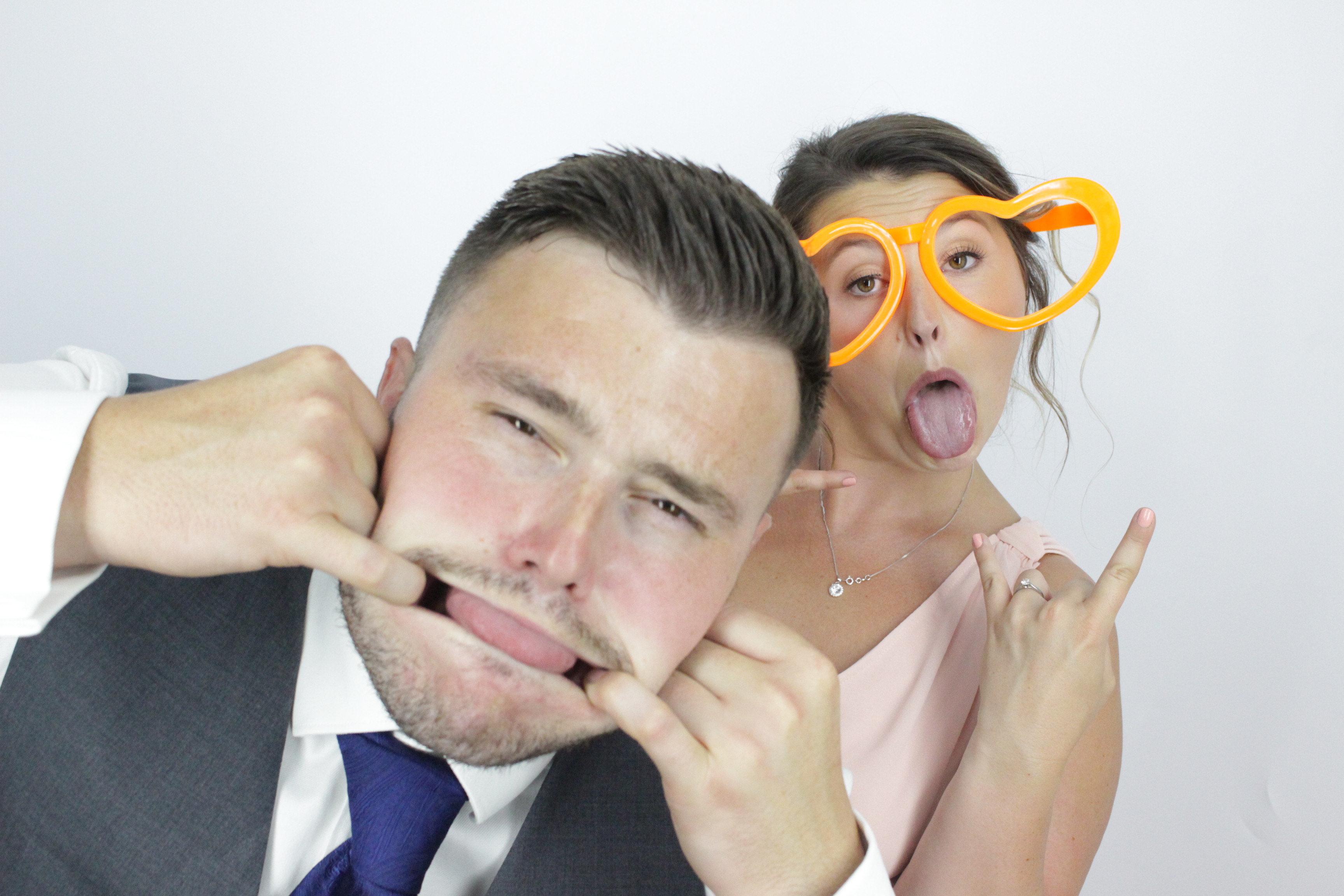 Anna & Kinger's Wedding | View more photos from the event at gallery.myphotoboothexperience.co.uk/u/MyPhotoBoothExperienceLtd/Anna-Kingers-Wedding
