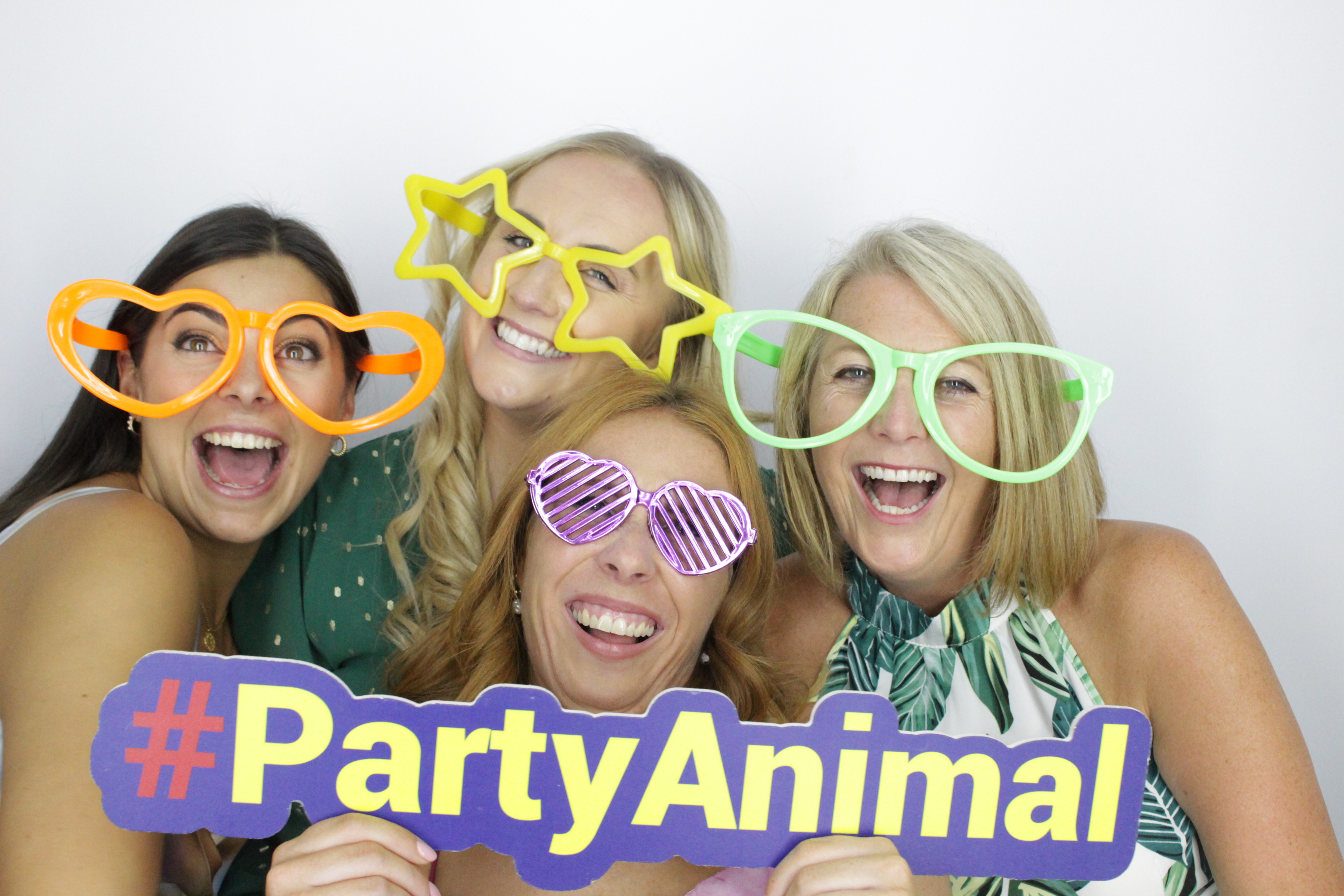 Anna & Kinger's Wedding | View more photos from the event at gallery.myphotoboothexperience.co.uk/u/MyPhotoBoothExperienceLtd/Anna-Kingers-Wedding