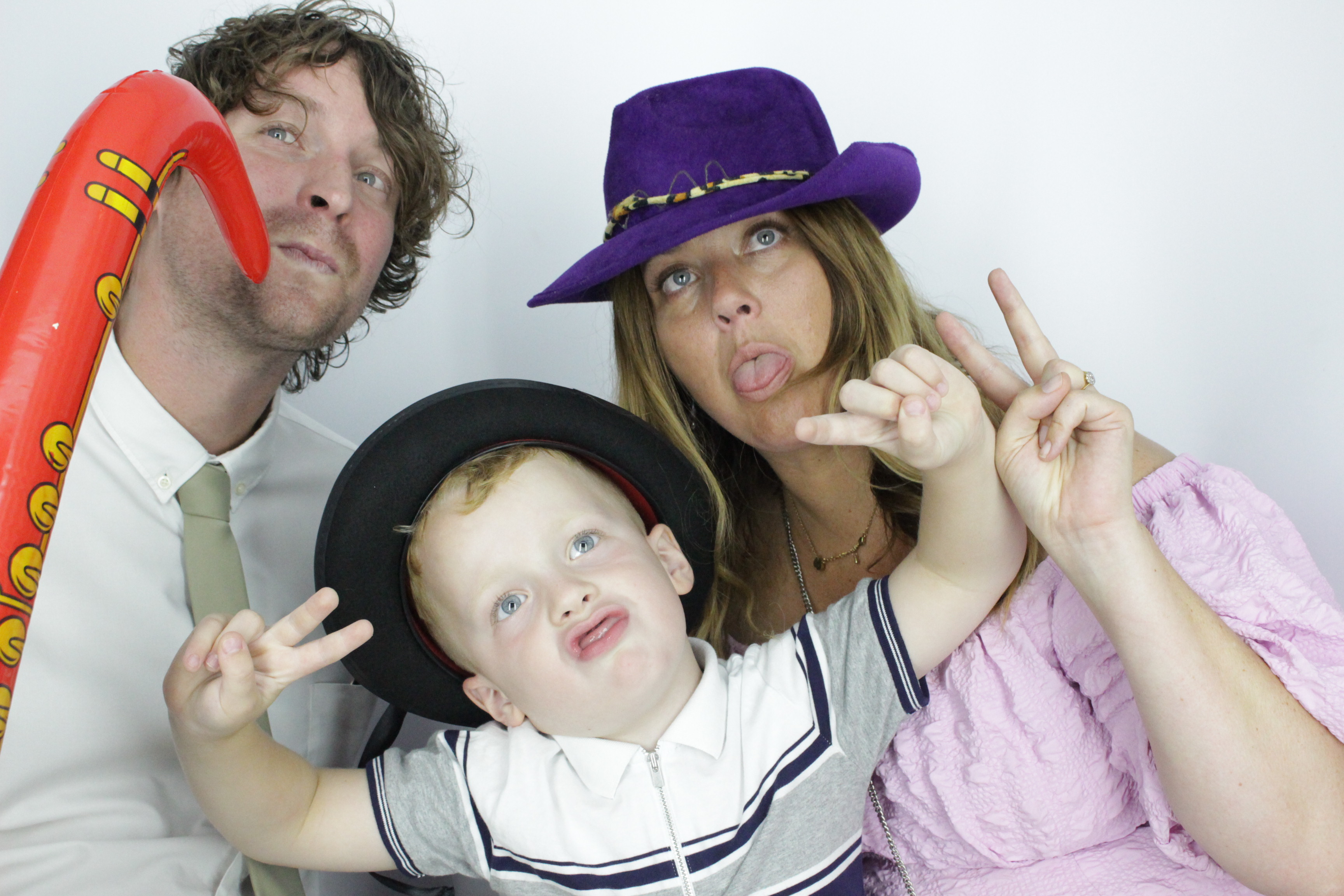 Anna & Kinger's Wedding | View more photos from the event at gallery.myphotoboothexperience.co.uk/u/MyPhotoBoothExperienceLtd/Anna-Kingers-Wedding