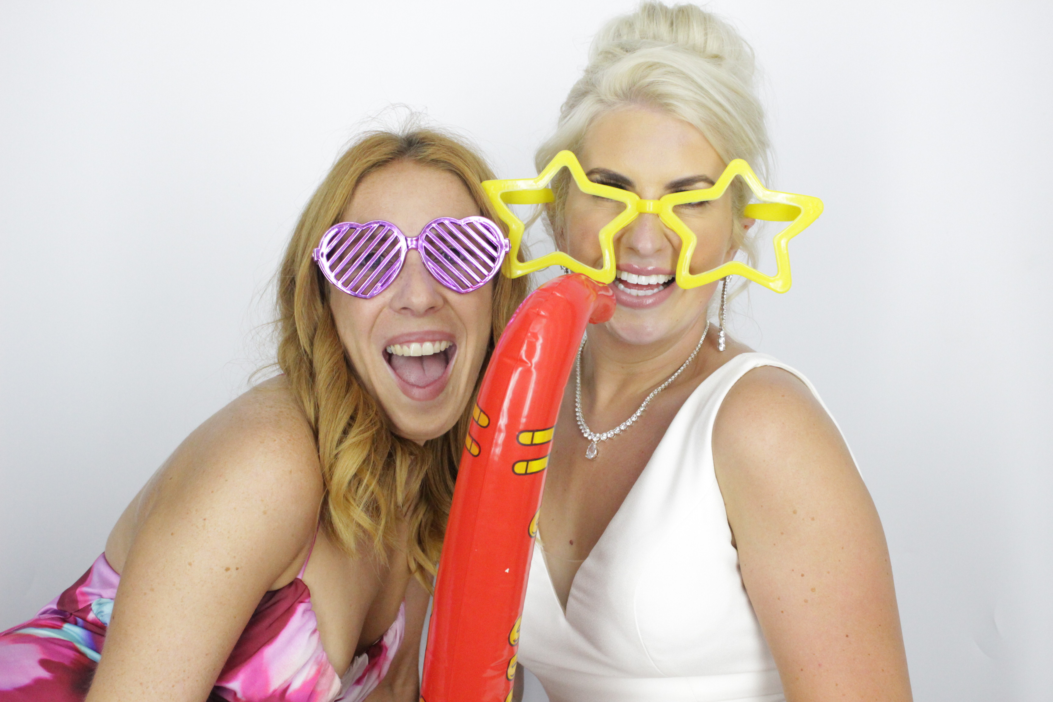 Anna & Kinger's Wedding | View more photos from the event at gallery.myphotoboothexperience.co.uk/u/MyPhotoBoothExperienceLtd/Anna-Kingers-Wedding