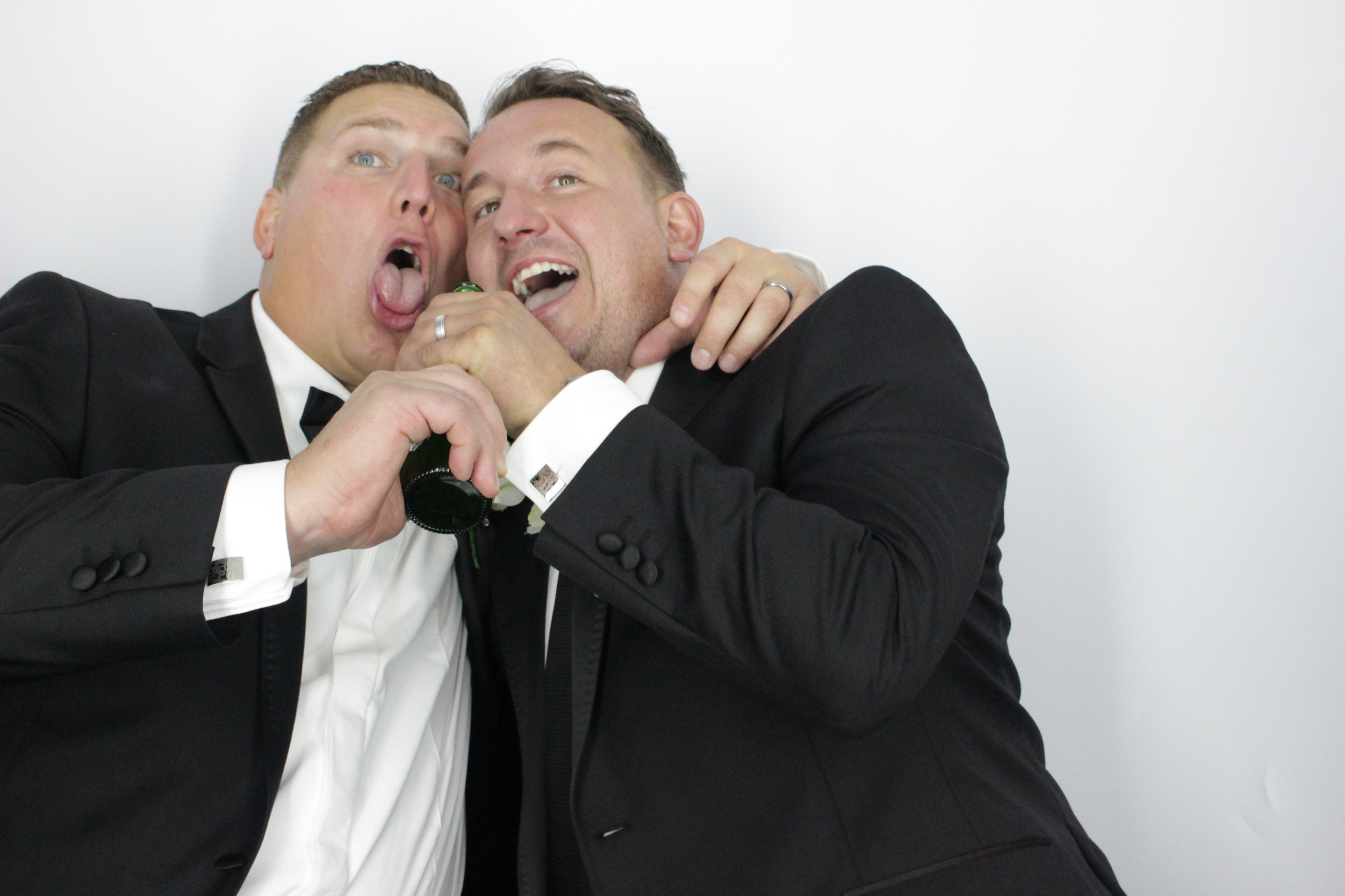 Anna & Kinger's Wedding | View more photos from the event at gallery.myphotoboothexperience.co.uk/u/MyPhotoBoothExperienceLtd/Anna-Kingers-Wedding