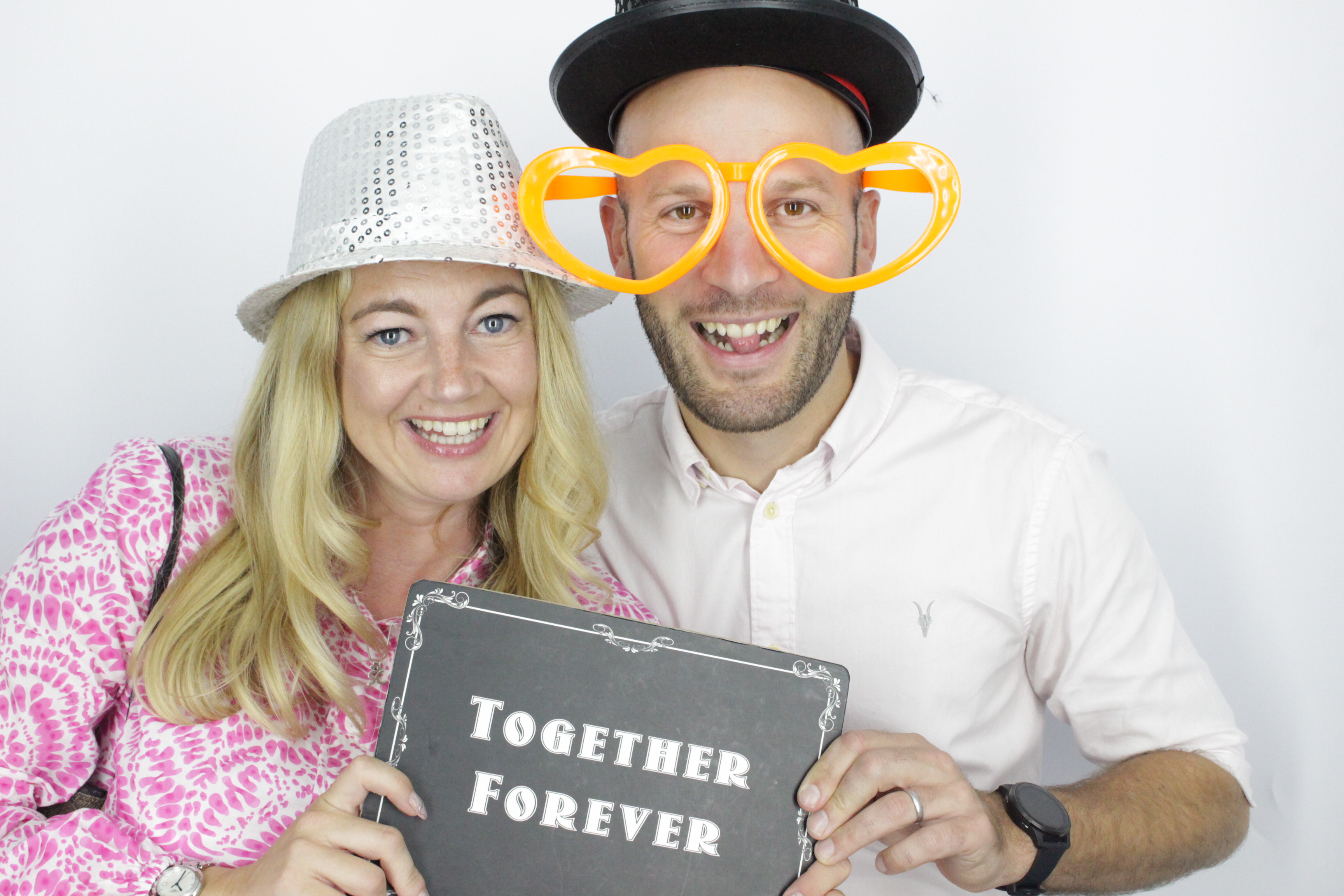 Anna & Kinger's Wedding | View more photos from the event at gallery.myphotoboothexperience.co.uk/u/MyPhotoBoothExperienceLtd/Anna-Kingers-Wedding