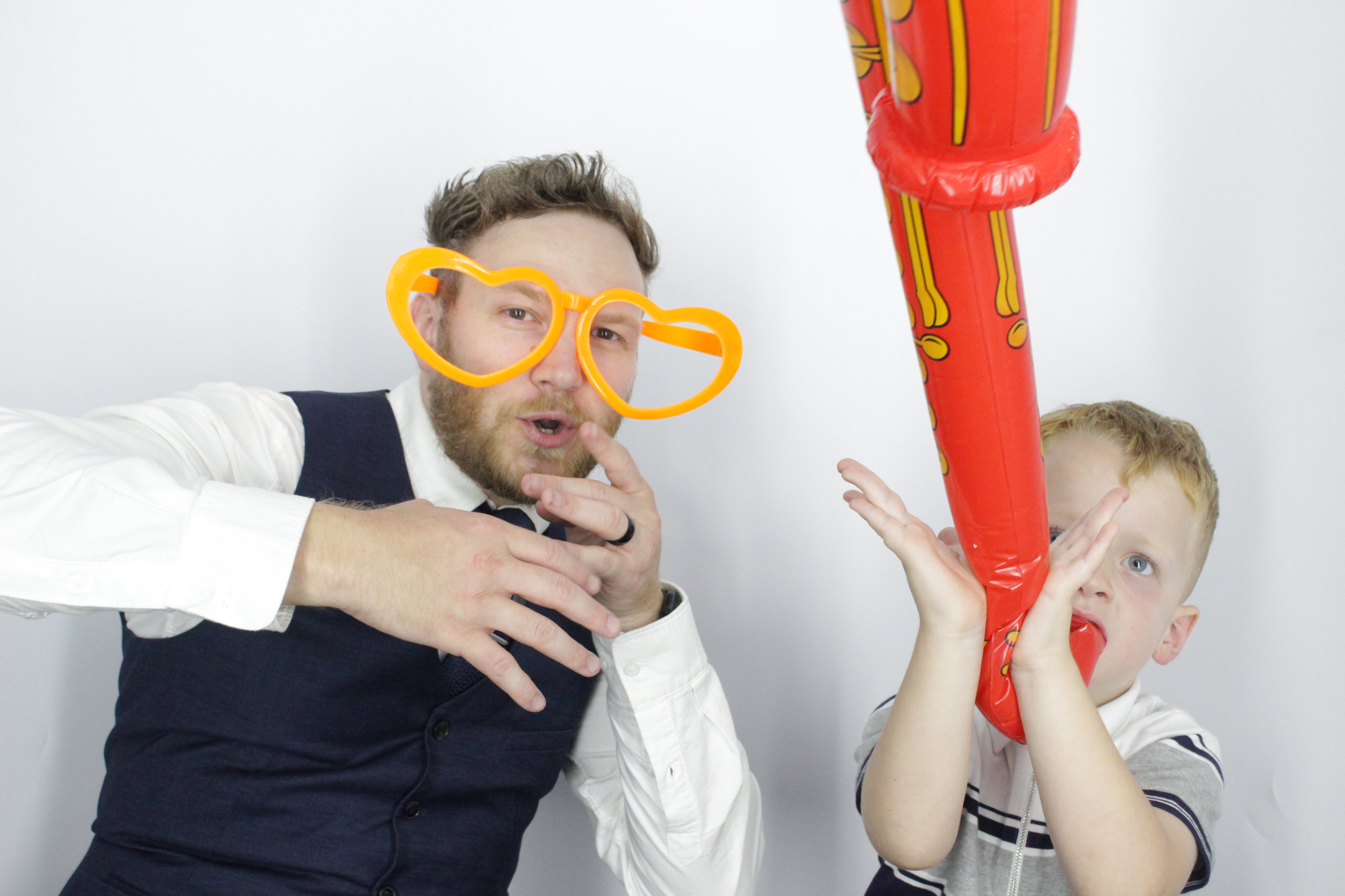 Anna & Kinger's Wedding | View more photos from the event at gallery.myphotoboothexperience.co.uk/u/MyPhotoBoothExperienceLtd/Anna-Kingers-Wedding
