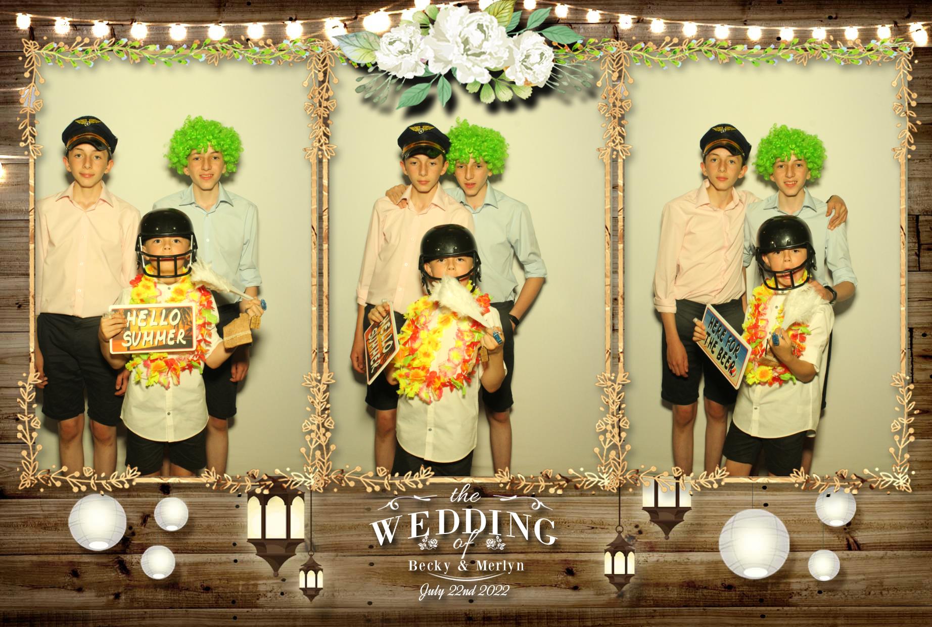 Becky & Merlyn's Wedding  | View more photos from the event at gallery.myphotoboothexperience.co.uk/u/MyPhotoBoothExperienceLtd/Becky-Merlyns-Wedding